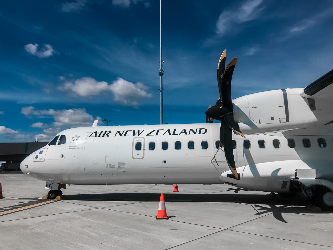 Full size: Air New Zealand ATR 72-600 ZK-MVX at Brisbane Airport