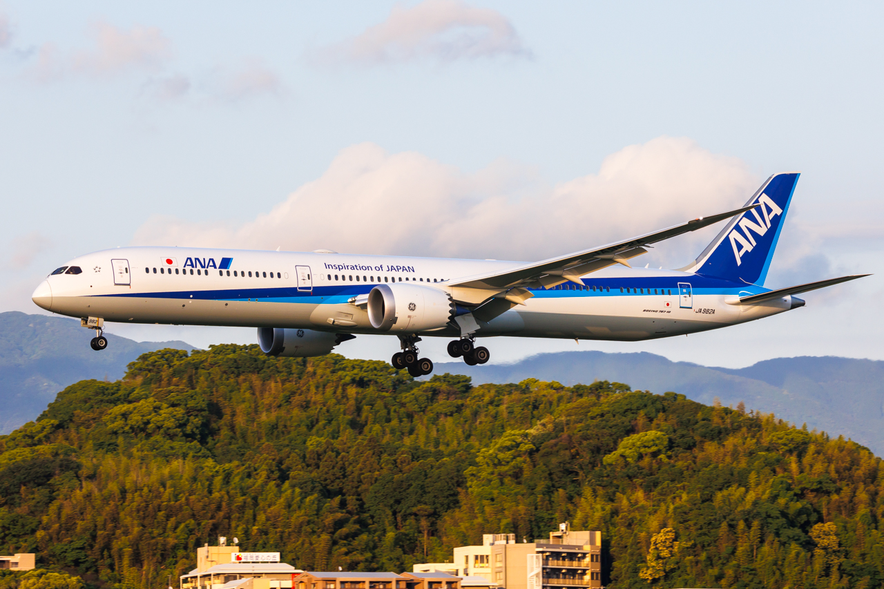 Full size: All Nippon Airways Boeing 787-10 JA982A at Fukuoka Airport
