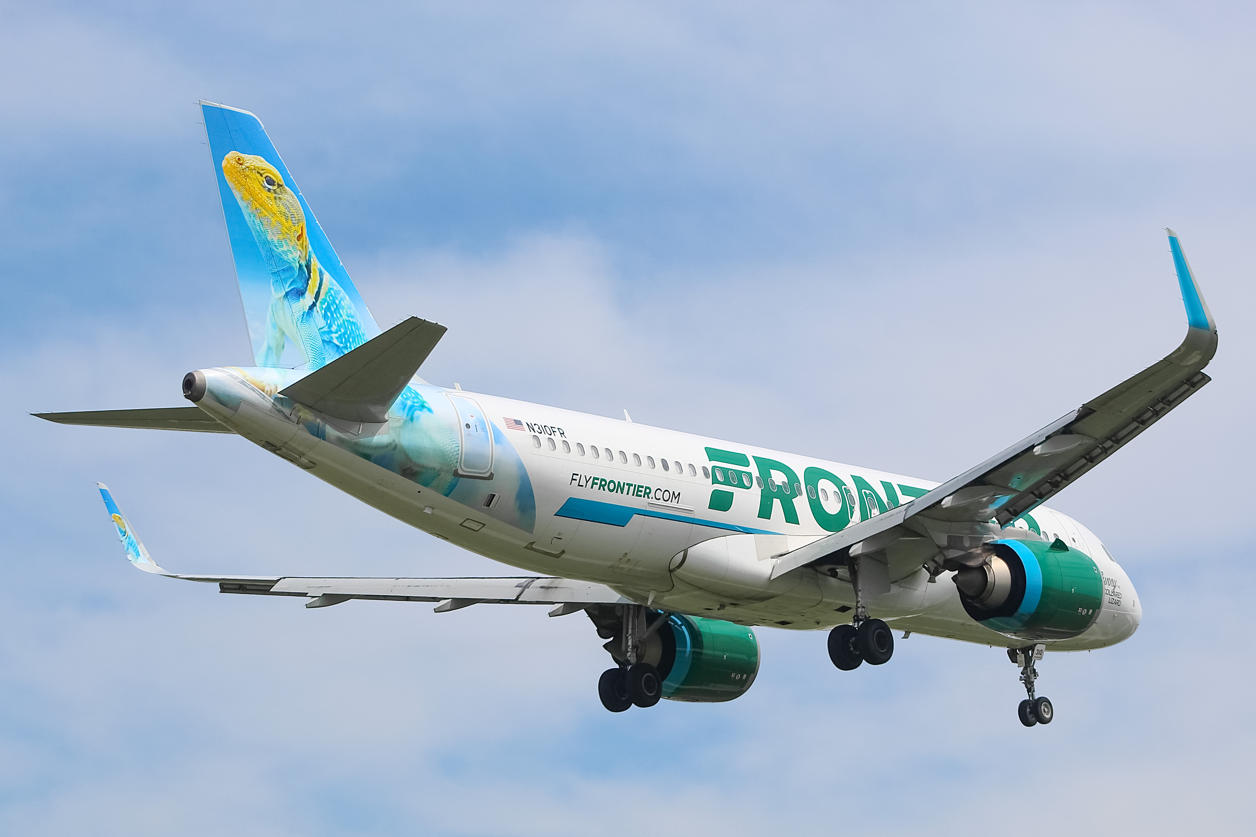 Full size: Frontier Airlines Airbus A320NEO N310FR at General Mitchell International Airport
