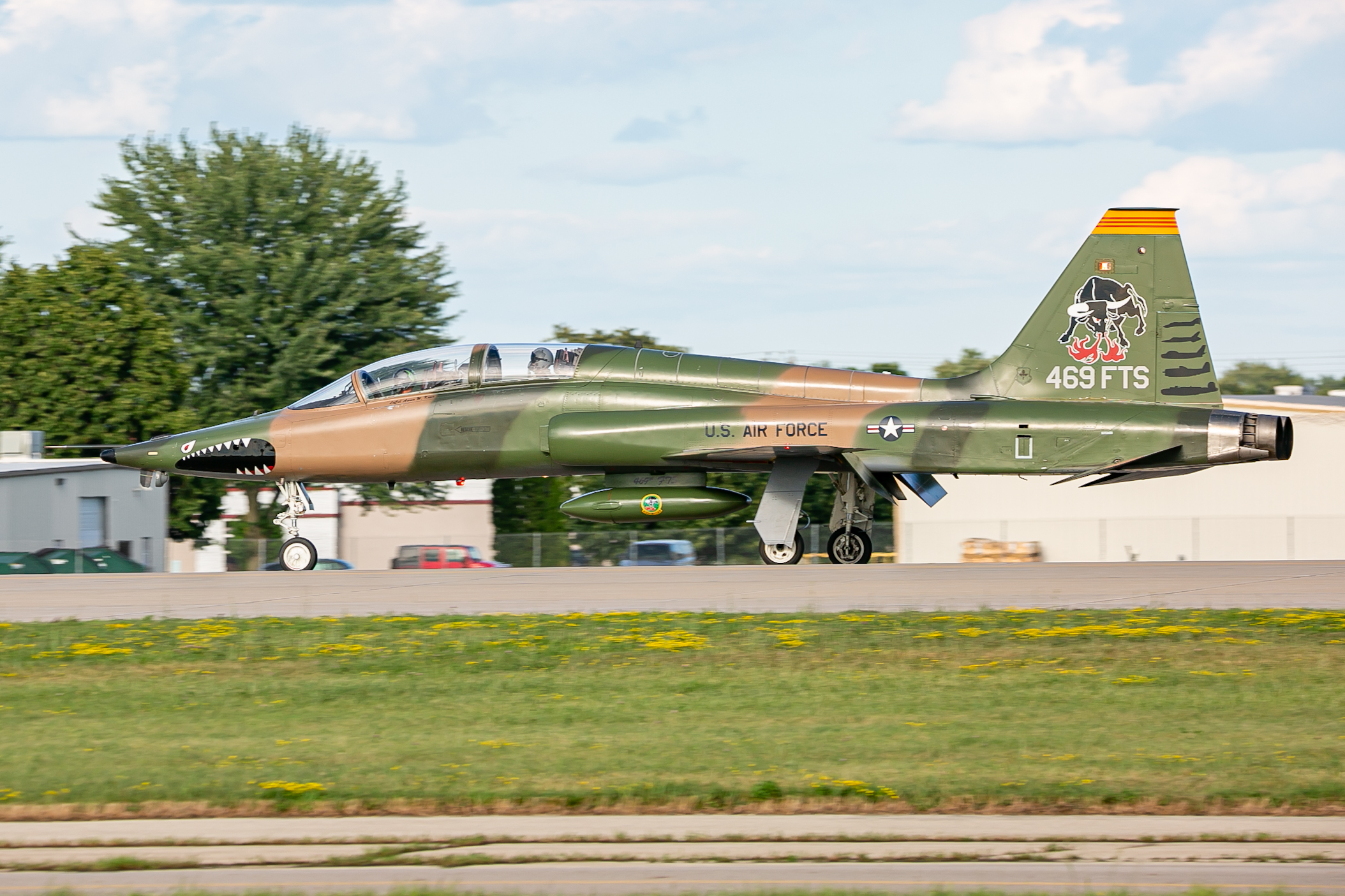 Full size: USAF - United States Air Force Northrop T-38C Talon 664343 at Wittman Regional Airport