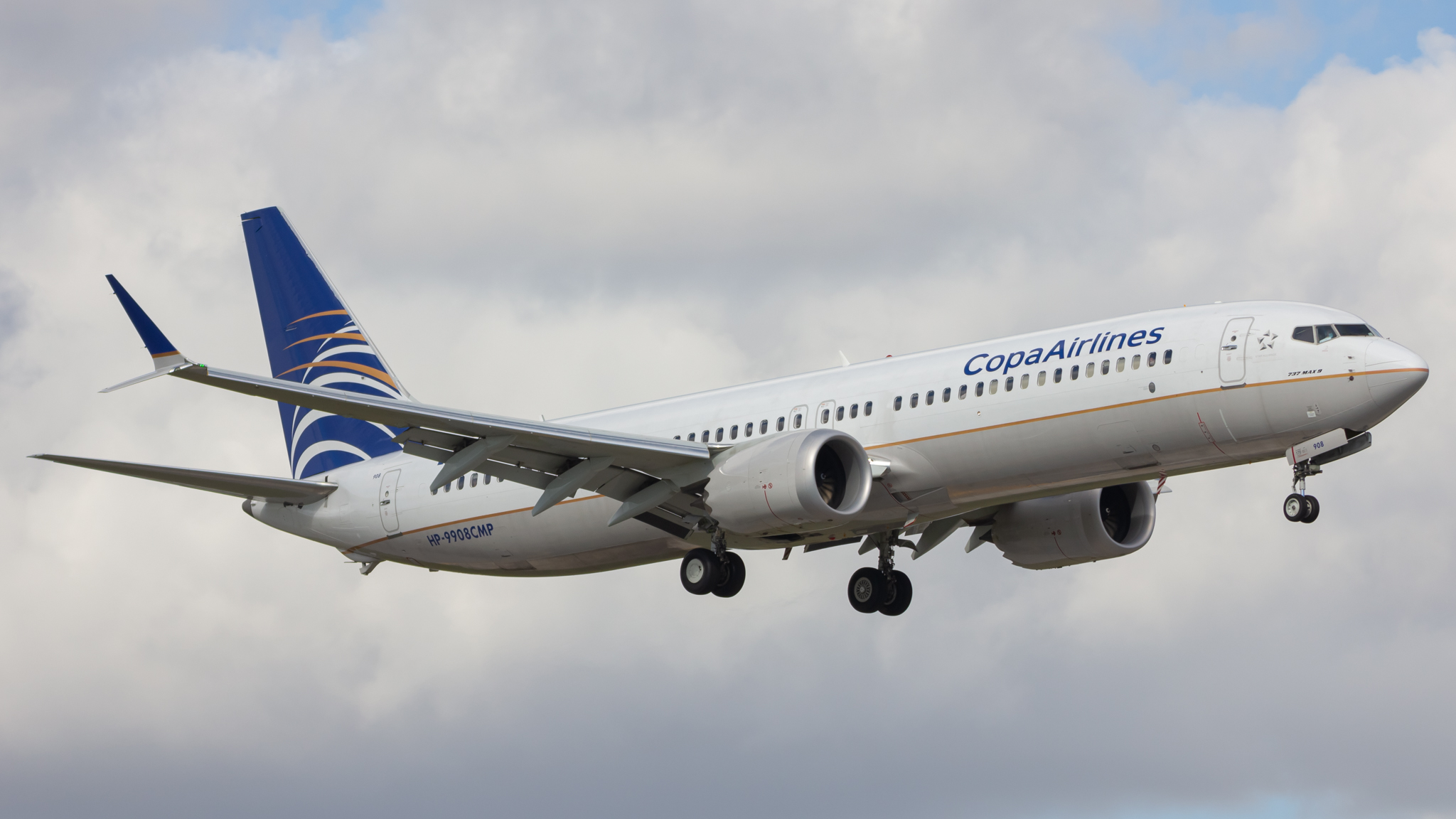 Full size: Copa Airlines Boeing 737 MAX 9 HP-9908CMP at Miami International Airport