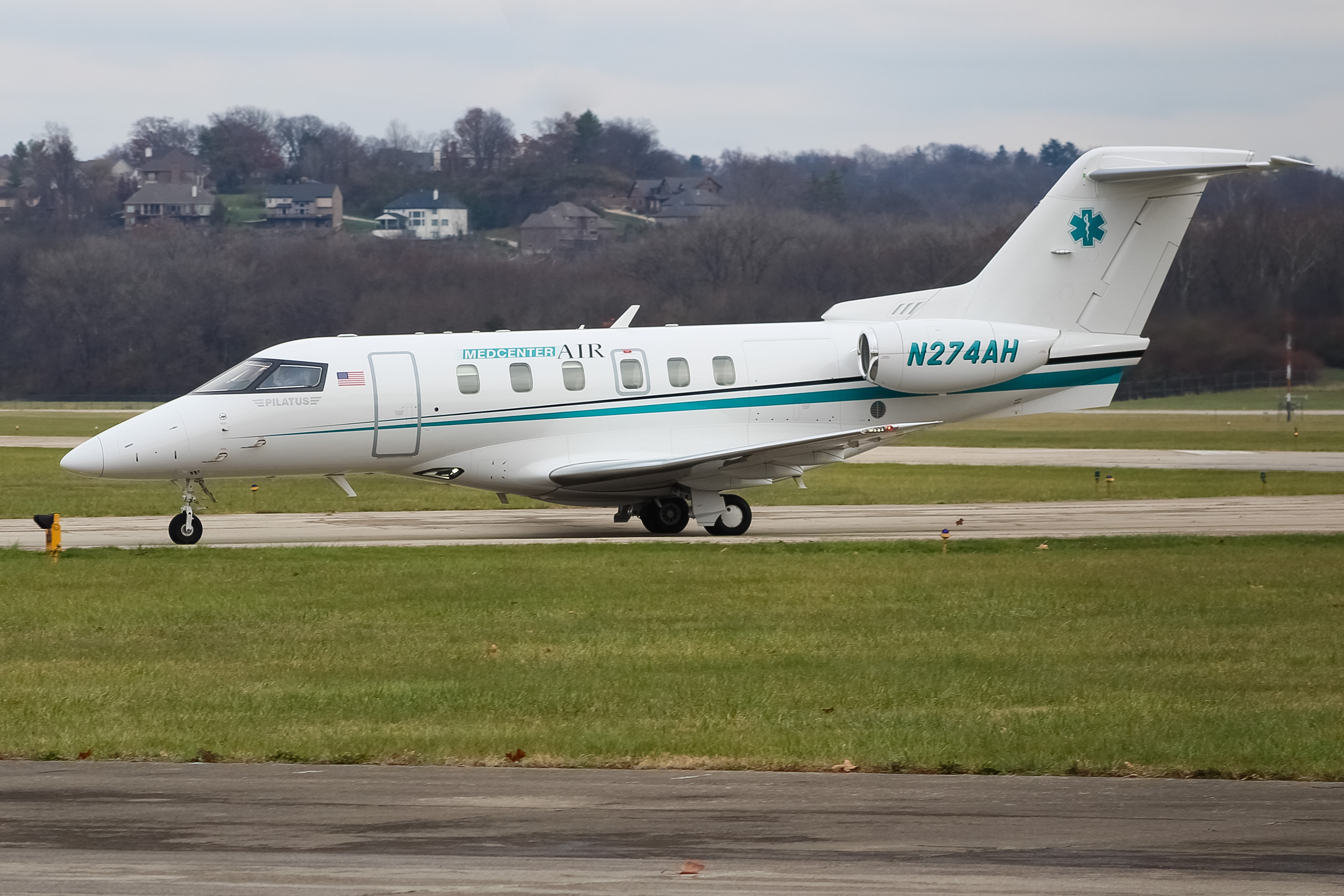 Full size: MedCenter Air Pilatus PC-24 N274AH at Cincinnati Municipal Airport/Lunken Field