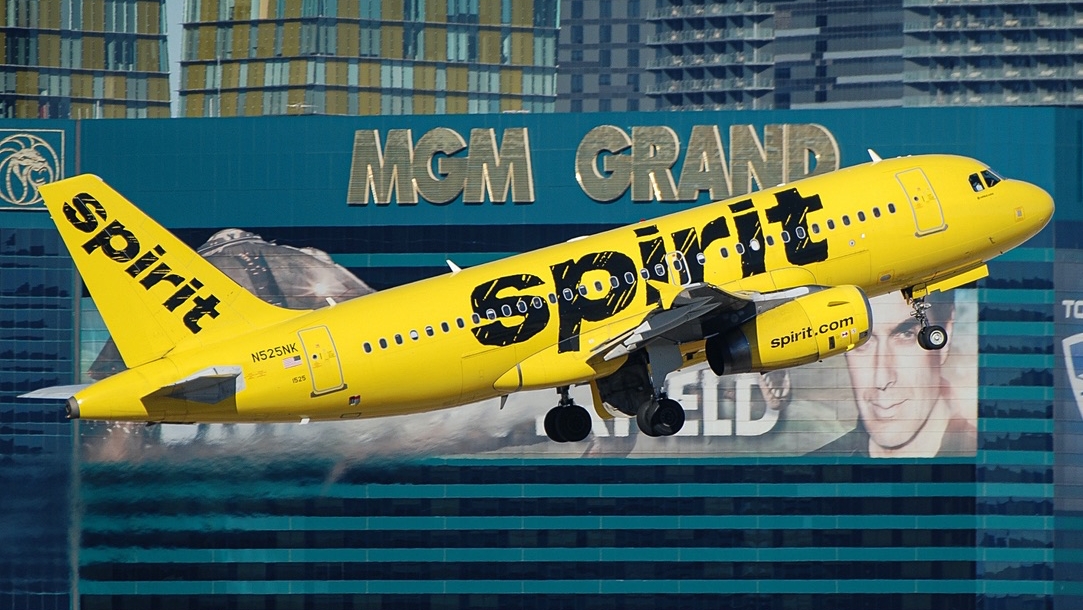 Full size: Spirit Airlines Airbus A319 N525NK at Harry Reid International Airport