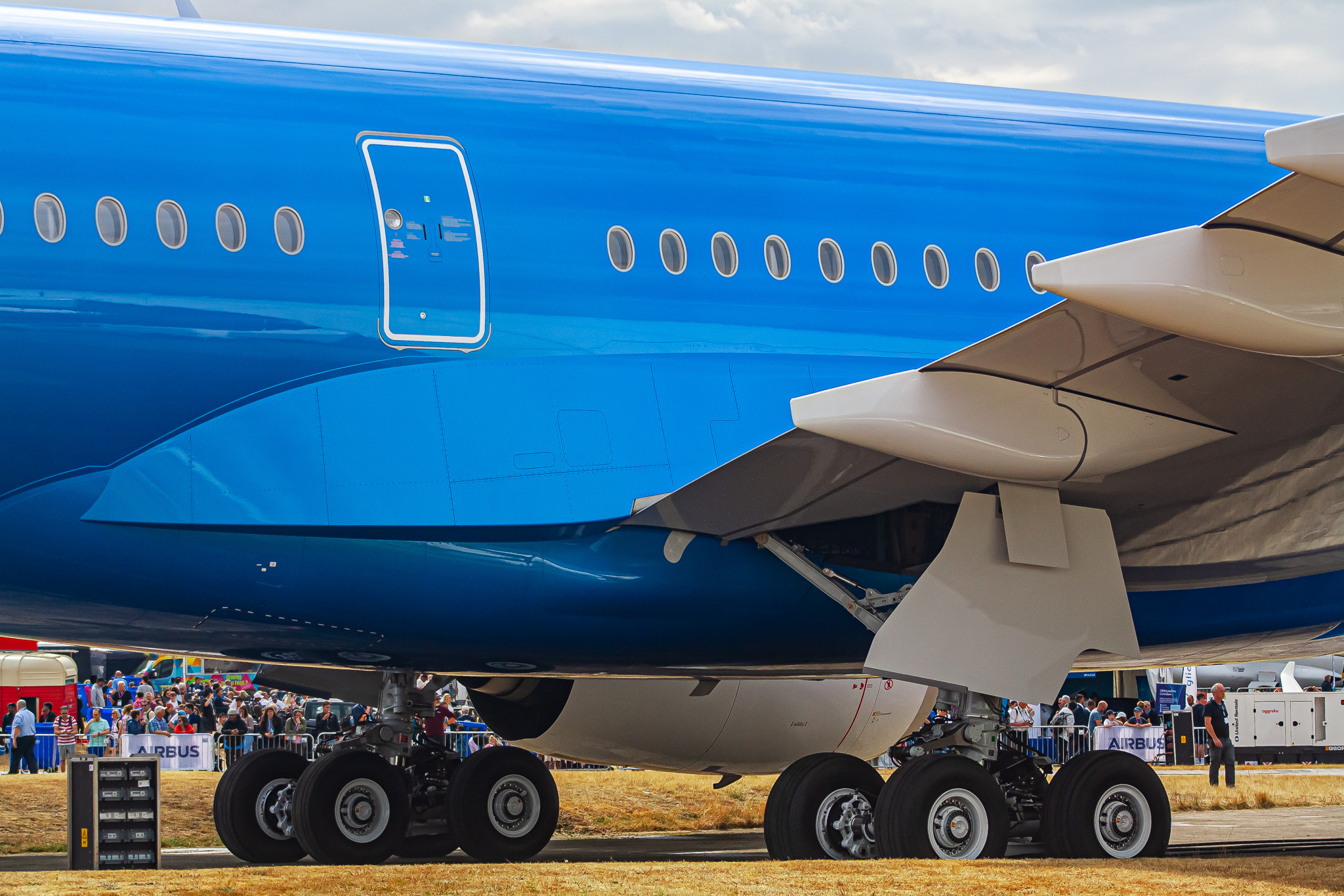Full size: ITA Airways Airbus A350-900 EI-IFF at Farnborough Airport