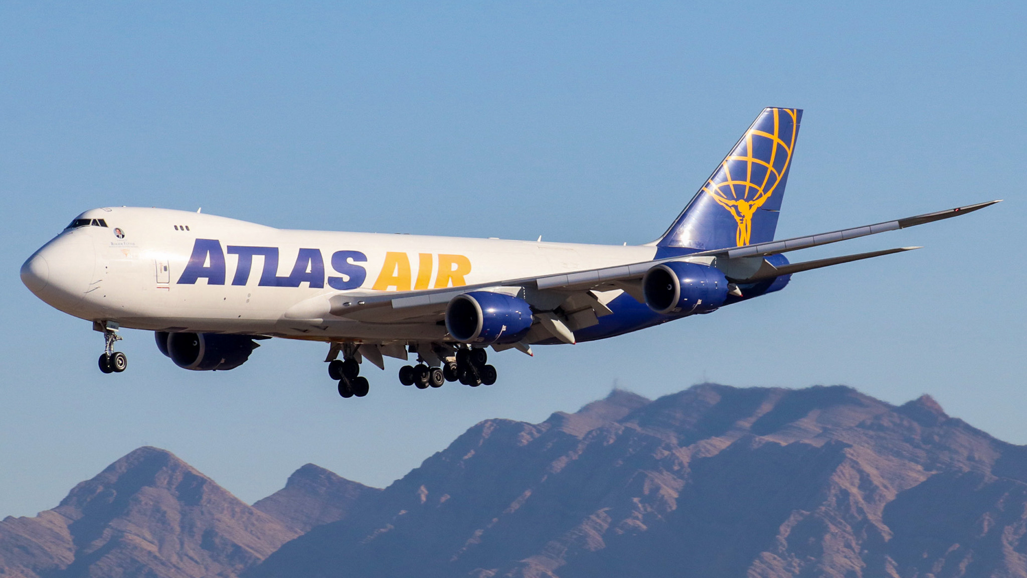 Full size: Atlas Air Boeing 747-8F N856GT at Harry Reid International Airport