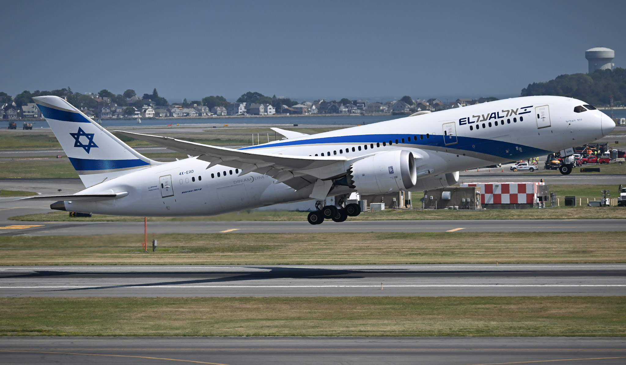 Full size: El Al Boeing 787-8 4X-ERD at General Edward Lawrence Logan International Airport