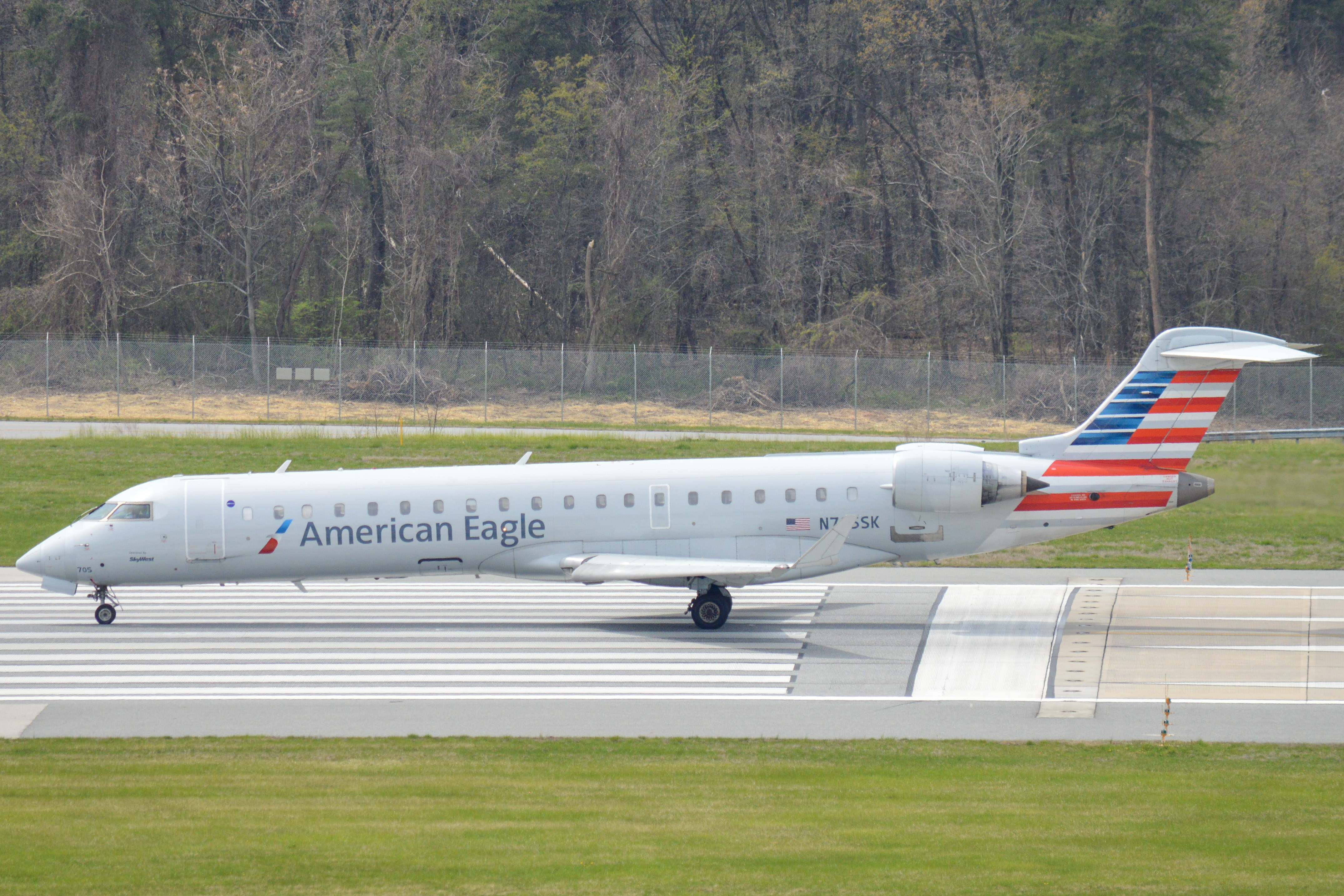 Full size: American Eagle Mitsubishi CRJ-700 N705SK at Baltimore/Washington International Thurgood Marshall Airport