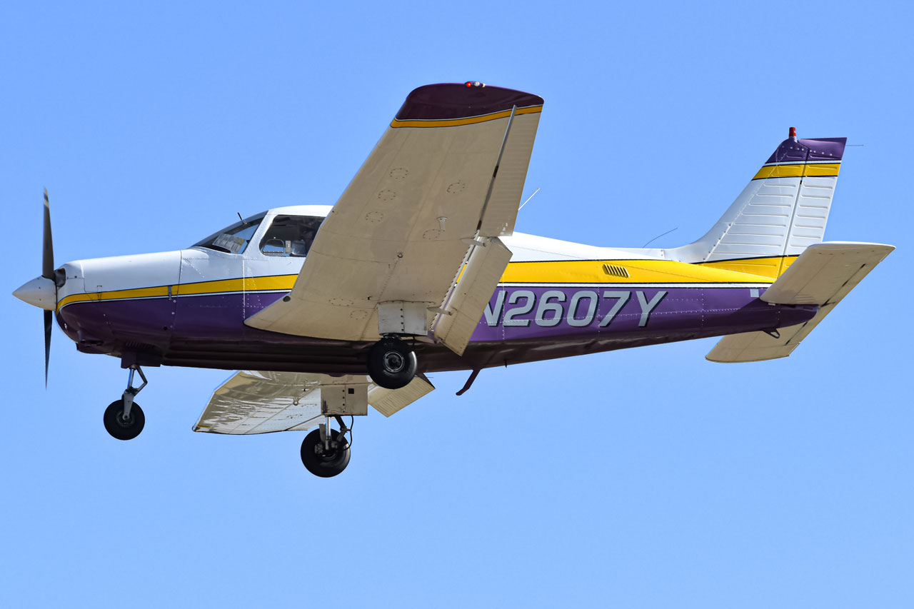 Full size: PRIVATE Piper 28 Warrior N2607Y at Vance Brand Airport