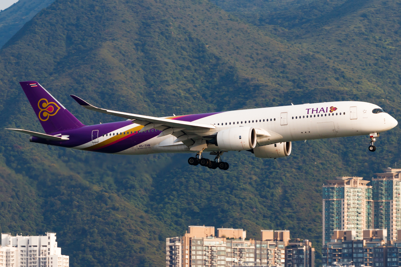 Full size: Thai Airways Airbus A350-900 HS-THB at Hong Kong International Airport