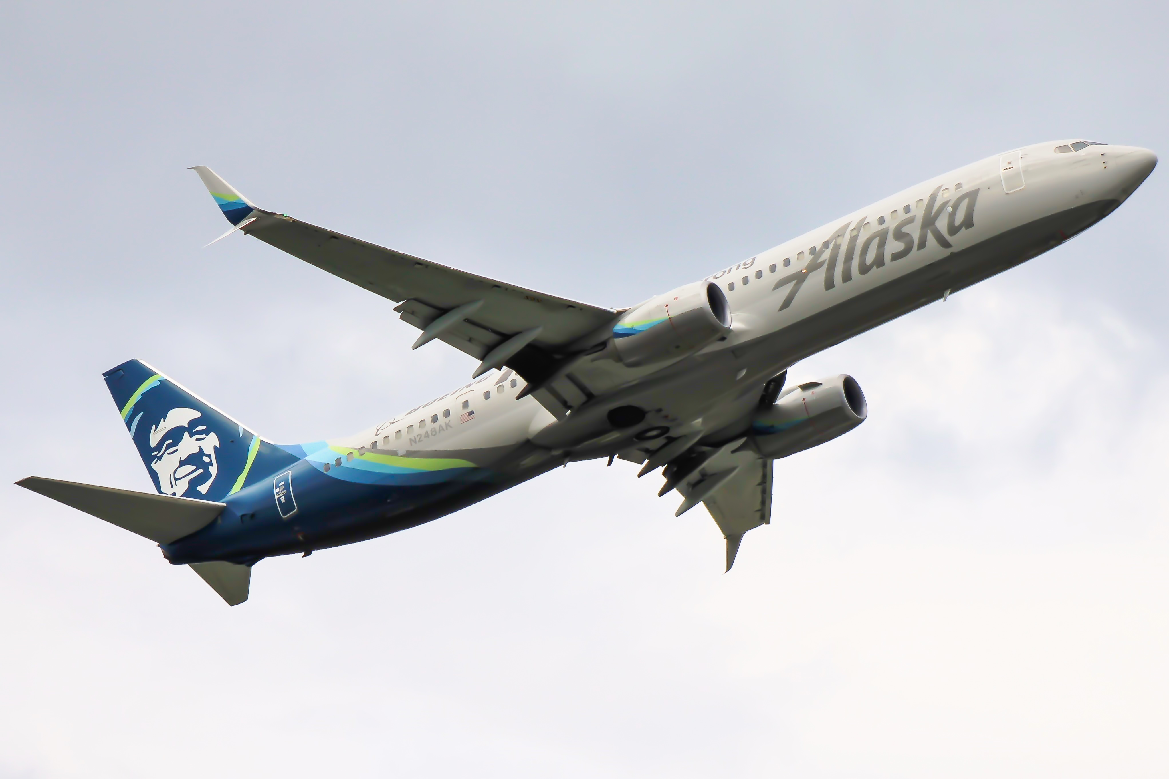 Full size: Alaska Airlines Boeing 737-900ER N248AK at Baltimore/Washington International Thurgood Marshall Airport