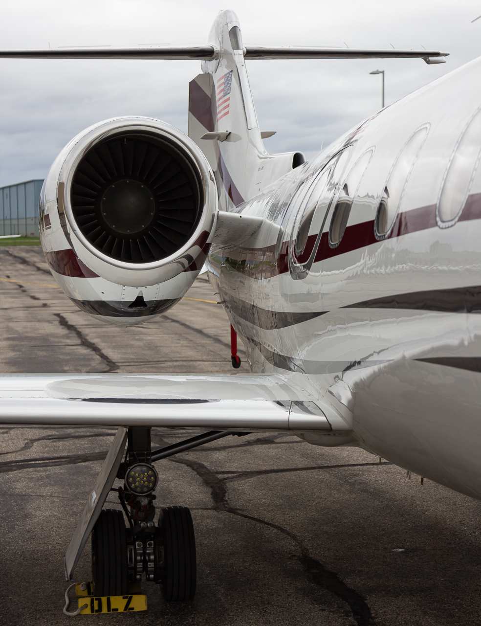 Full size: PRIVATE Learjet 31 N103JL at Delaware Municipal Airport
