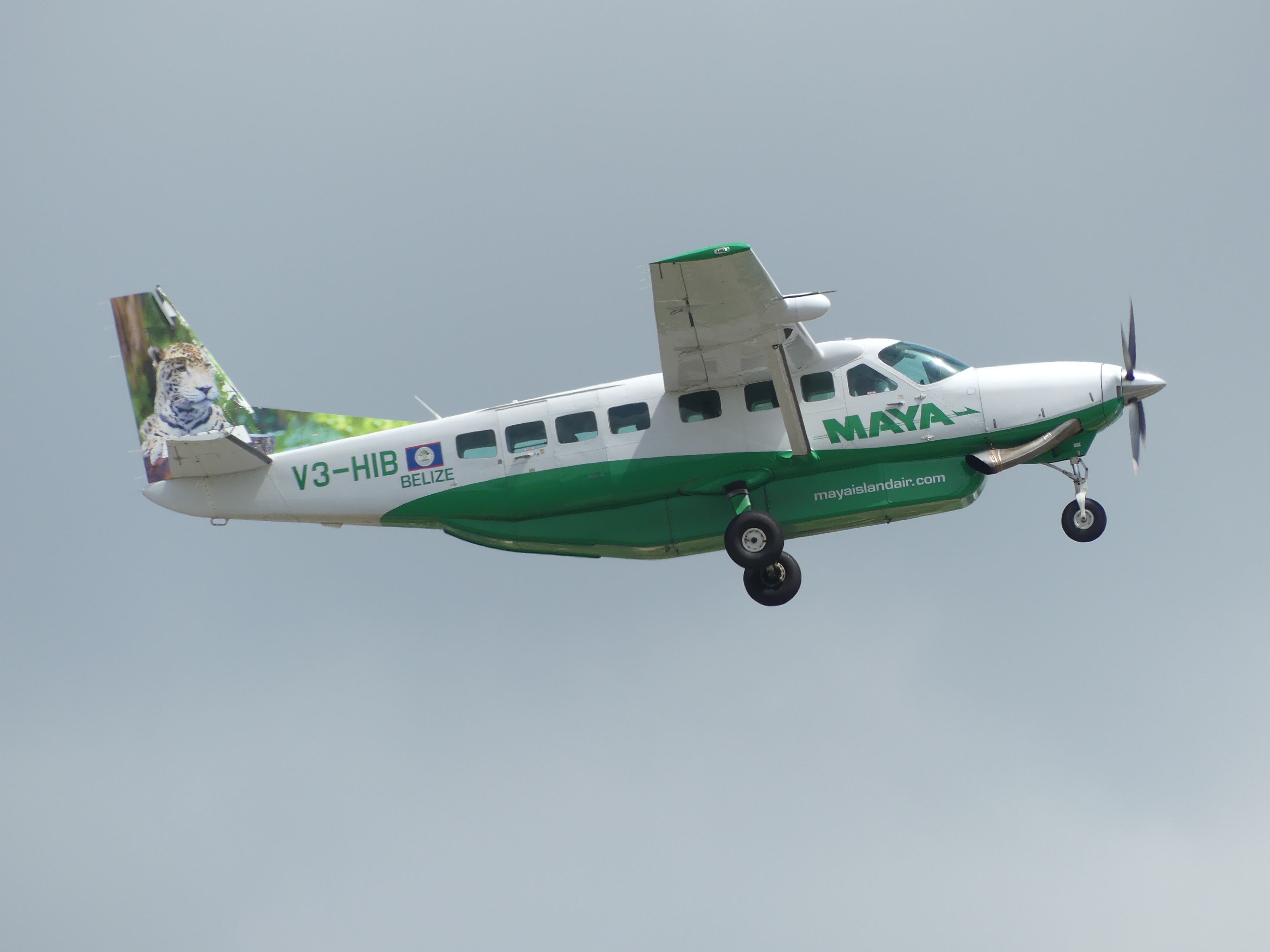 Full size: Maya Island Air  Cessna 208 Grand Caravan V3-HIB at Belize City Philip S. W. Goldson International Airport