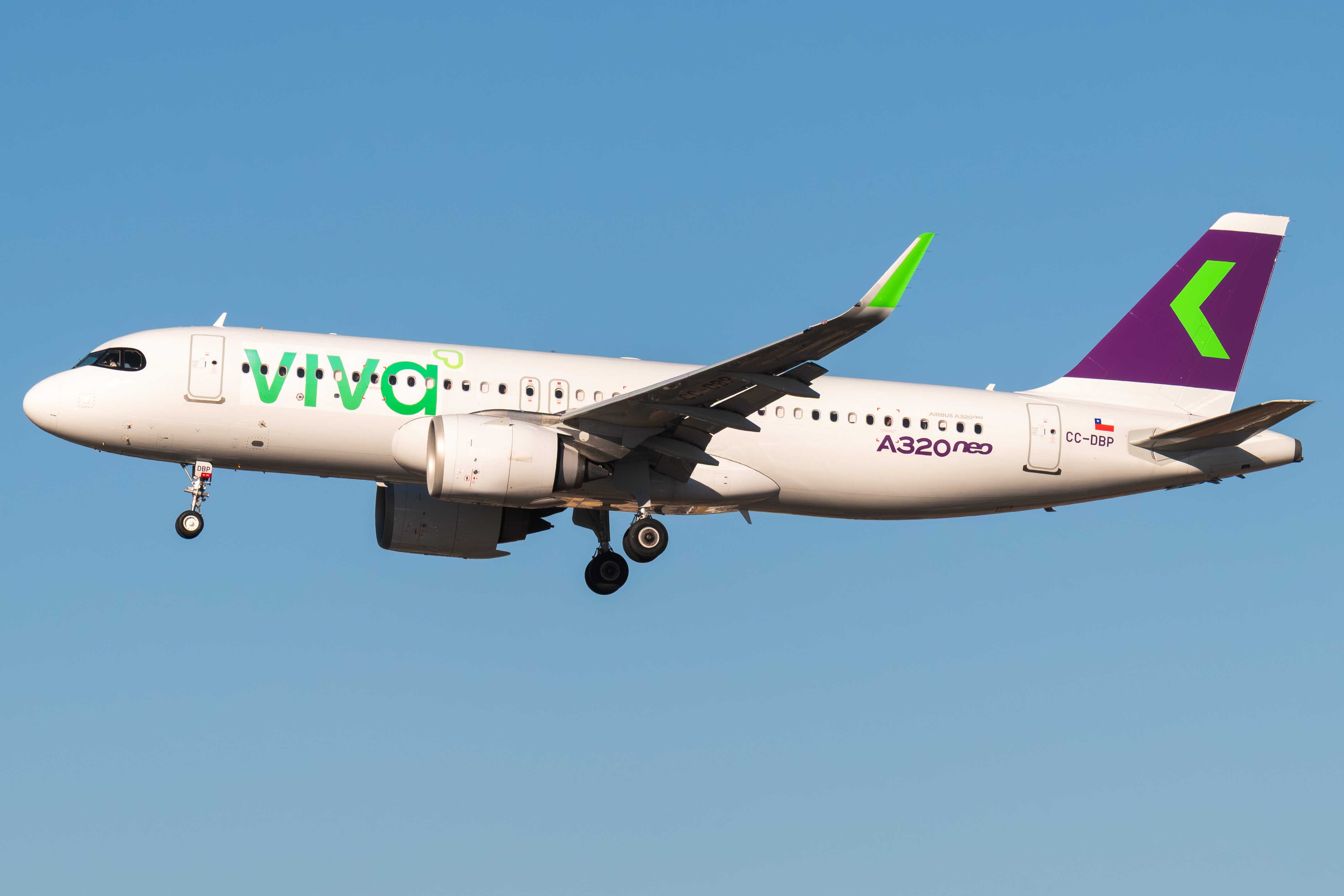 Full size: VivaAerobus  Airbus A320NEO CC-DBP at Tijuana International Airport
