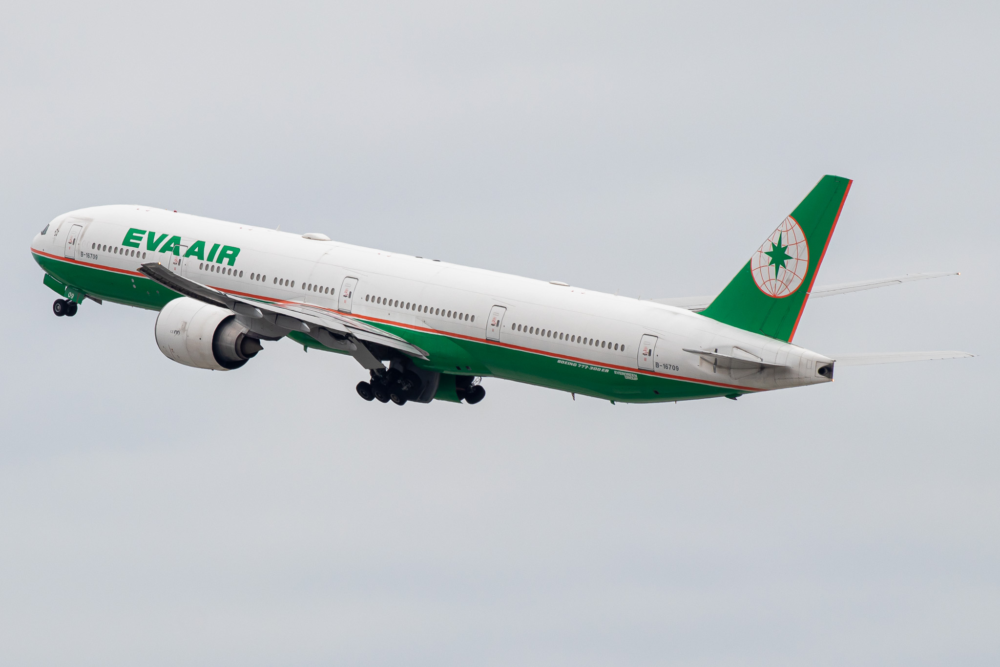 Full size: EVA Air Boeing 777-300ER B-16709 at Los Angeles International Airport