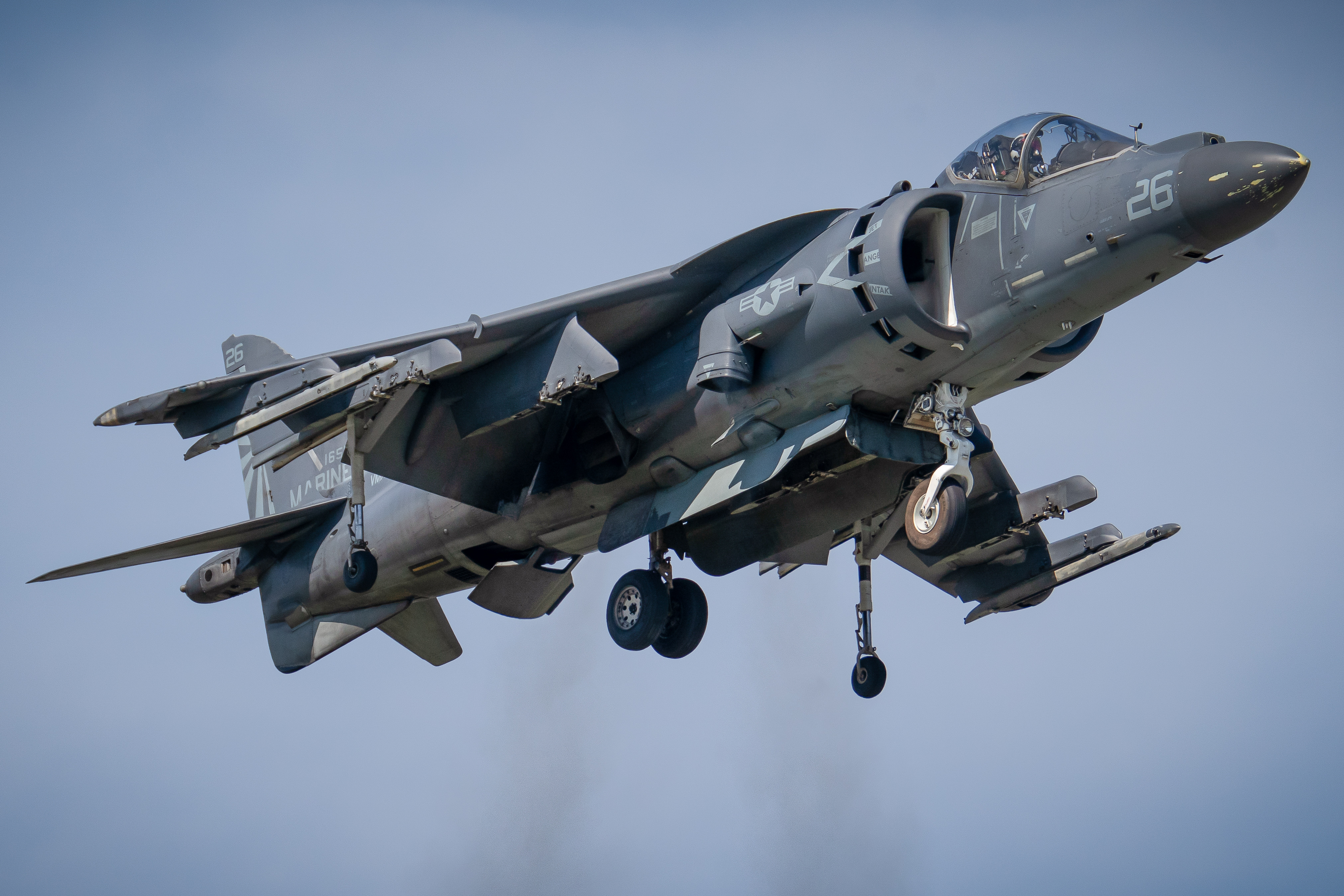 Full size: USMC - United States Marine Corp McDonnell Douglas AV-8B Harrier II 165566 at Cleveland Burke Lakefront Airport