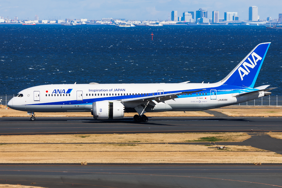 Full size: All Nippon Airways Boeing 787-8 JA808A at Tokyo-Haneda Airport