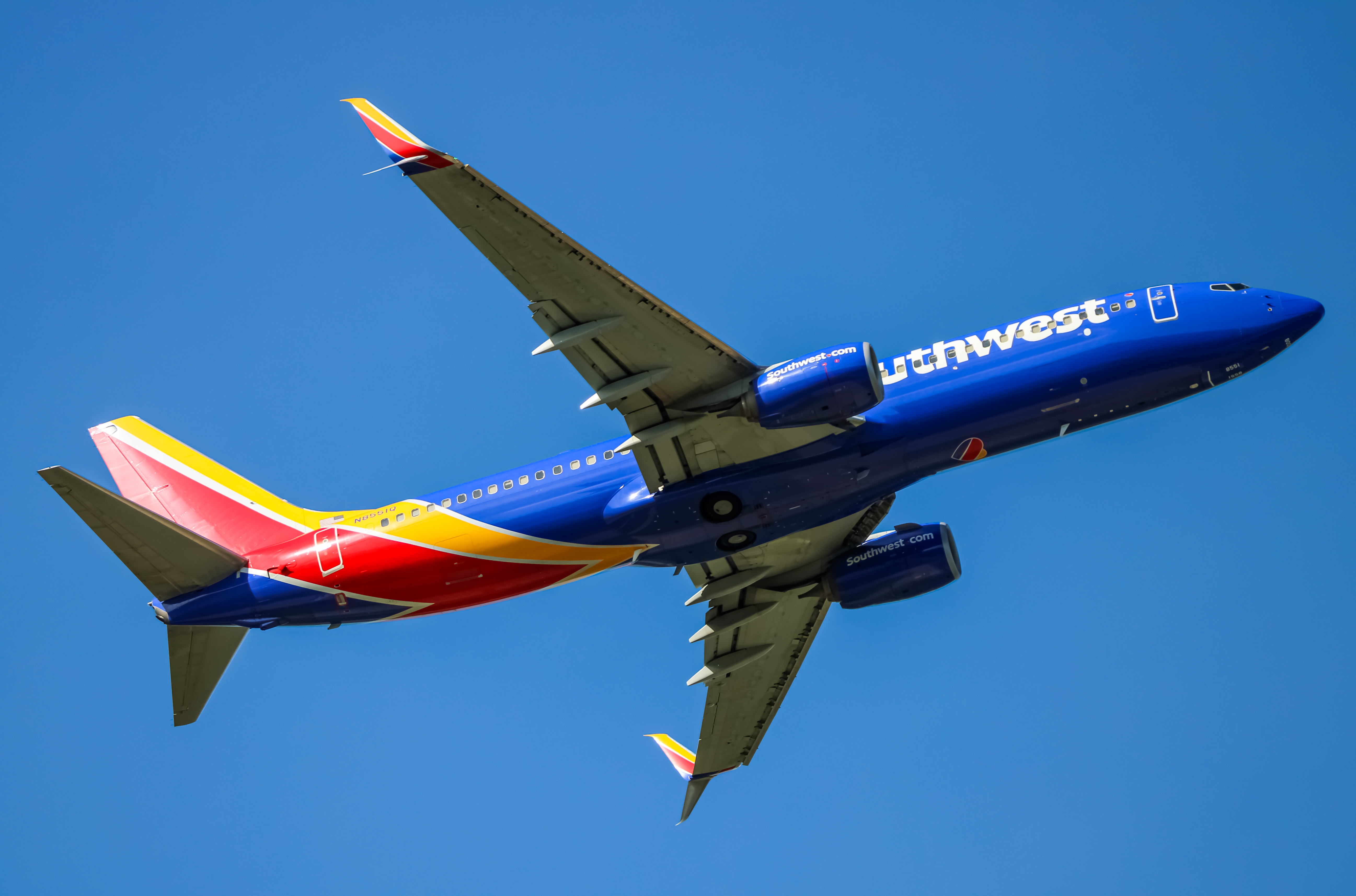 Full size: Southwest Airlines Boeing 737-800 N8551Q at Baltimore/Washington International Thurgood Marshall Airport