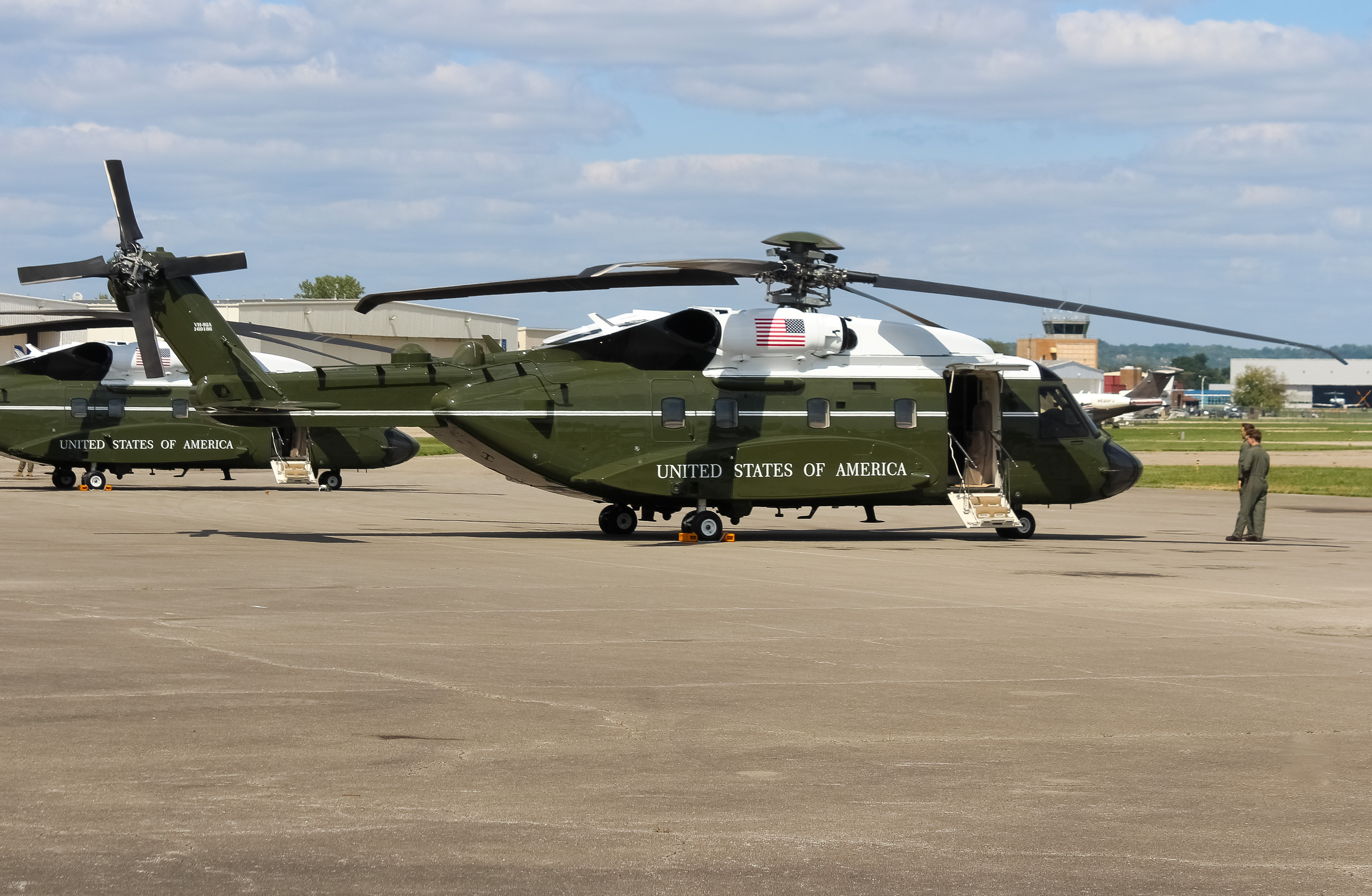 Full size: USMC - United States Marine Corp Sikorsky VH-92 Patriot 169186 at Cincinnati Municipal Airport/Lunken Field