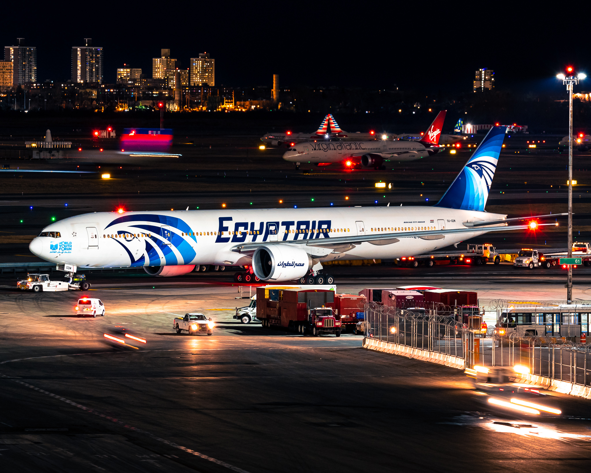 Full size: EgyptAir Boeing 777-300ER SU-GDM at John F. Kennedy International Airport