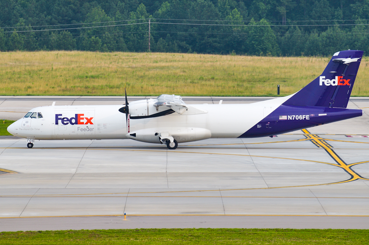 Full size: FedEx ATR 72-600 N706FE at Raleigh-Durham International Airport