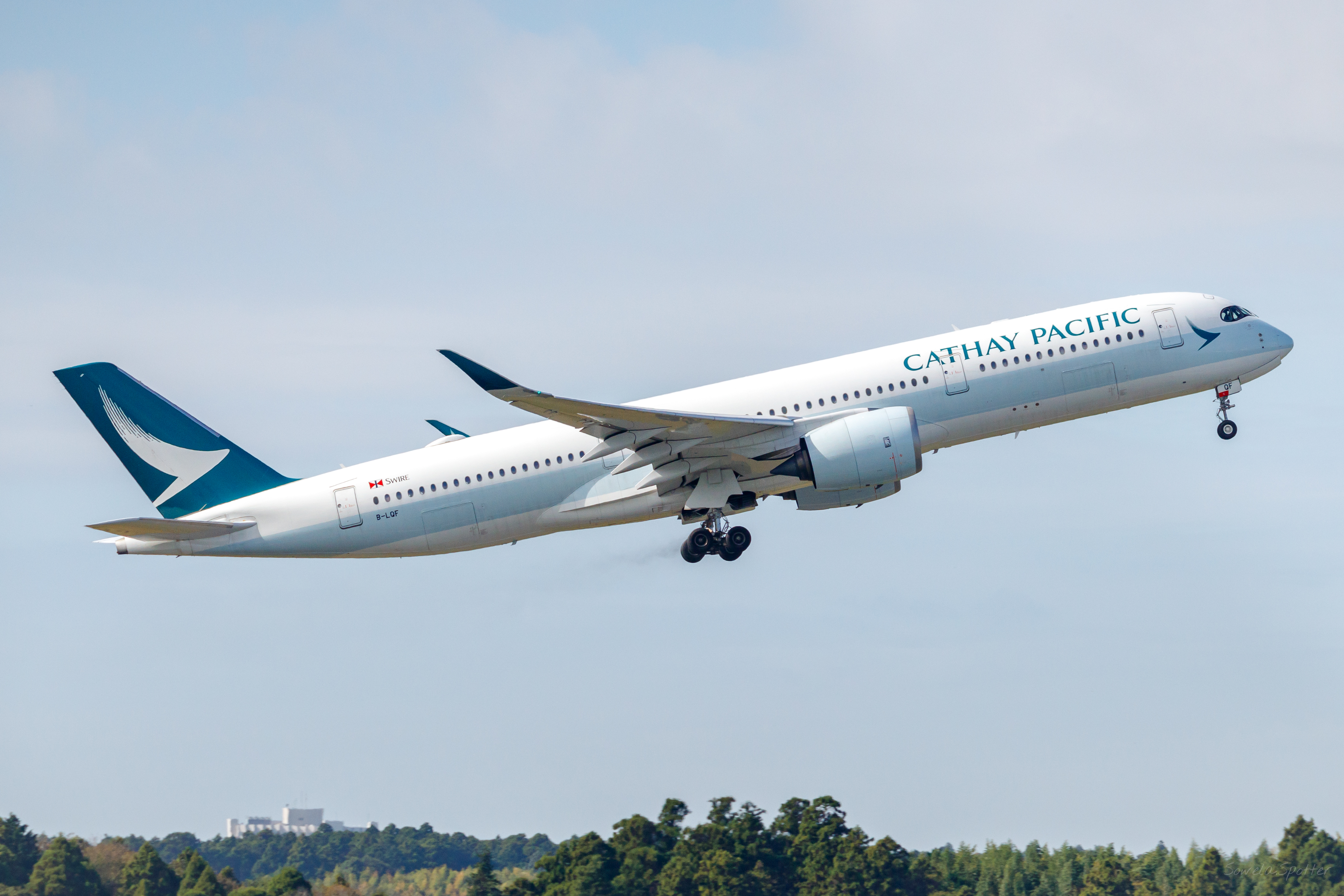 Full size: Cathay Pacific Airbus A350-900 B-LQF at Tokyo-Narita International Airport