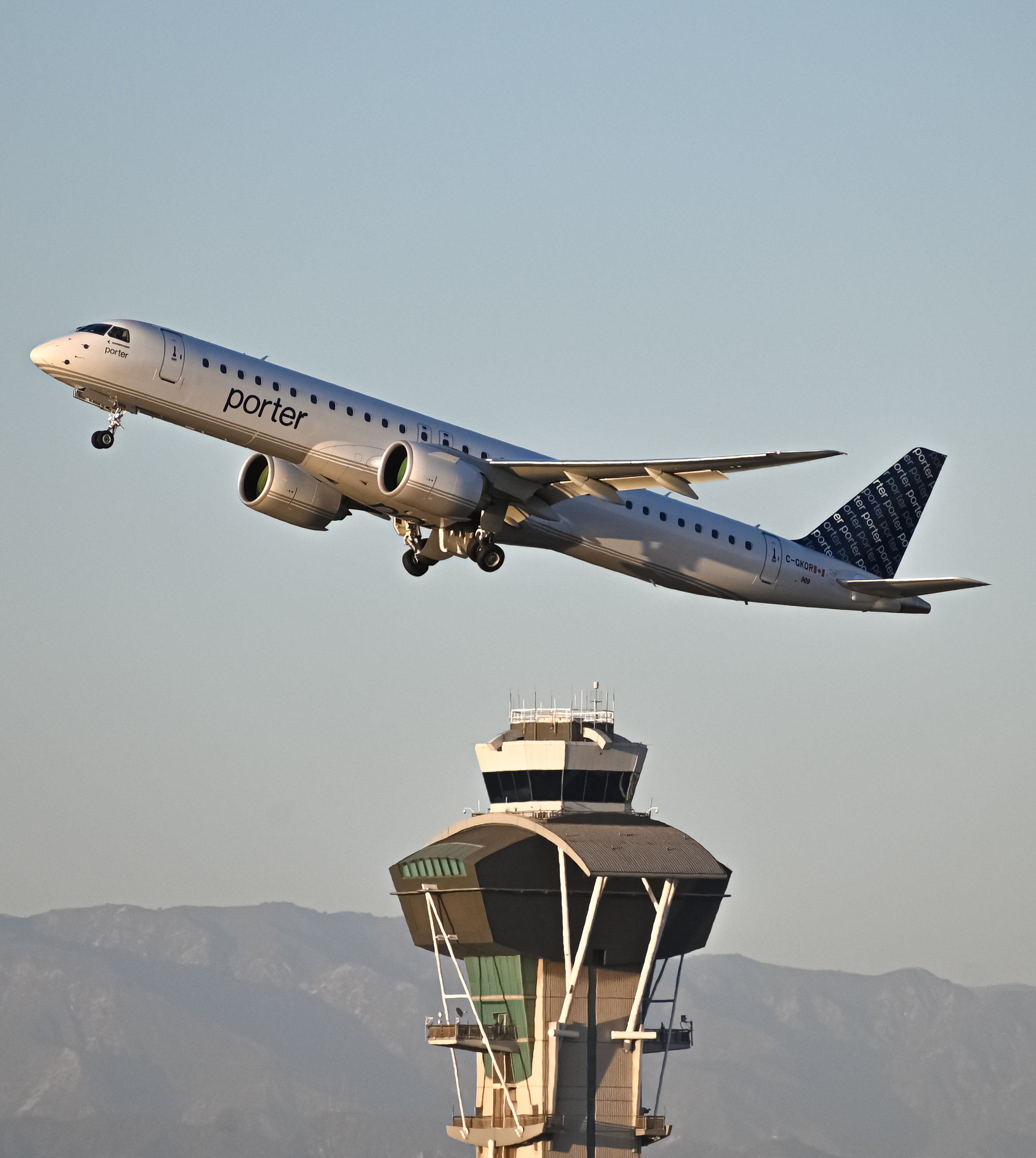 Full size: Porter Airlines Embraer E195-E2 C-GKOR at Los Angeles International Airport