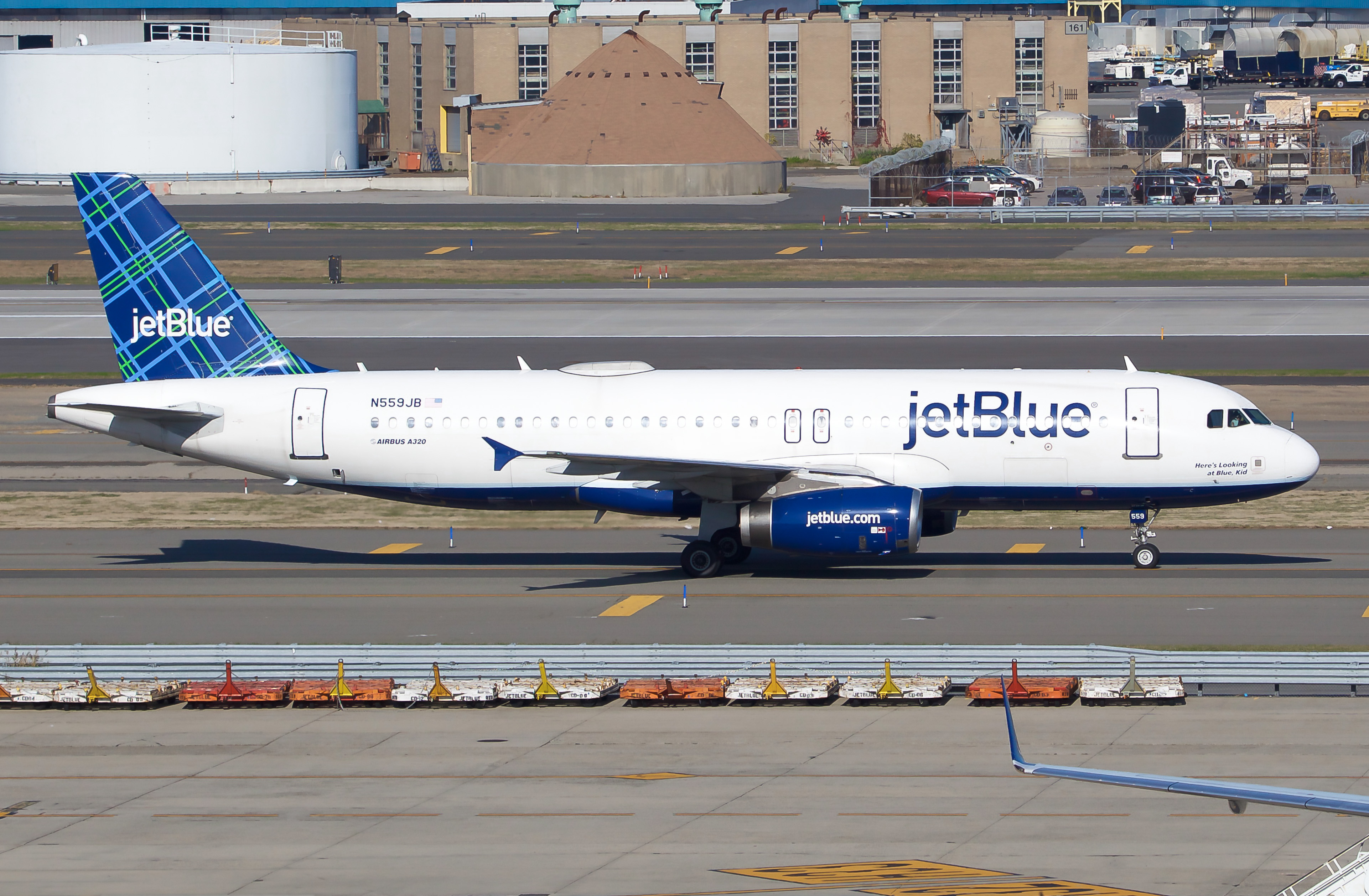 Full size: JetBlue Airways Airbus A320 N559JB at John F. Kennedy International Airport