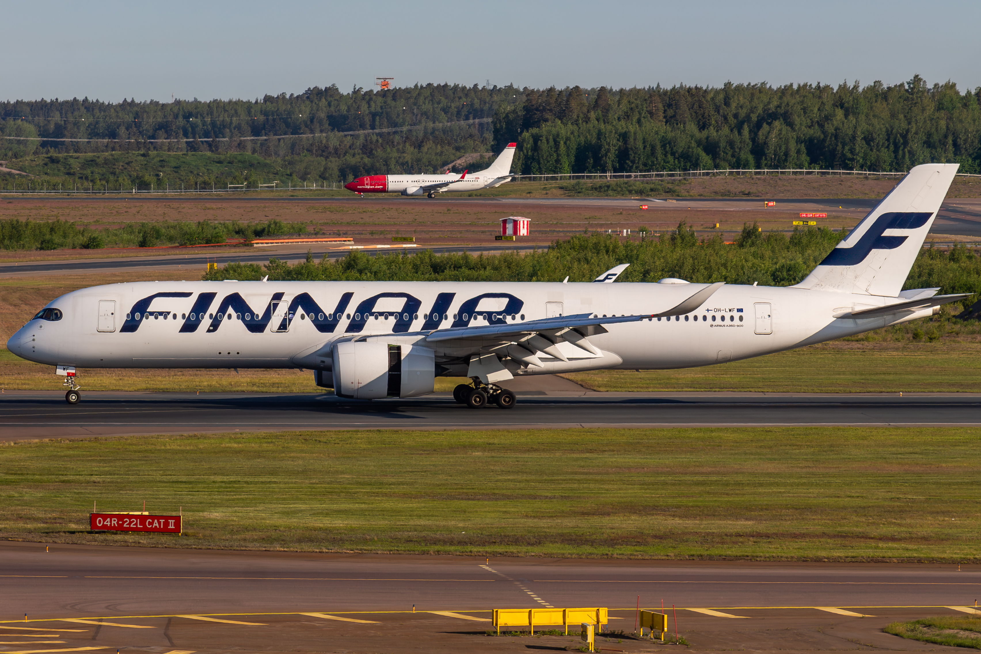Full size: Finnair Airbus A350-900 OH-LWF at Helsinki Vantaa Airport