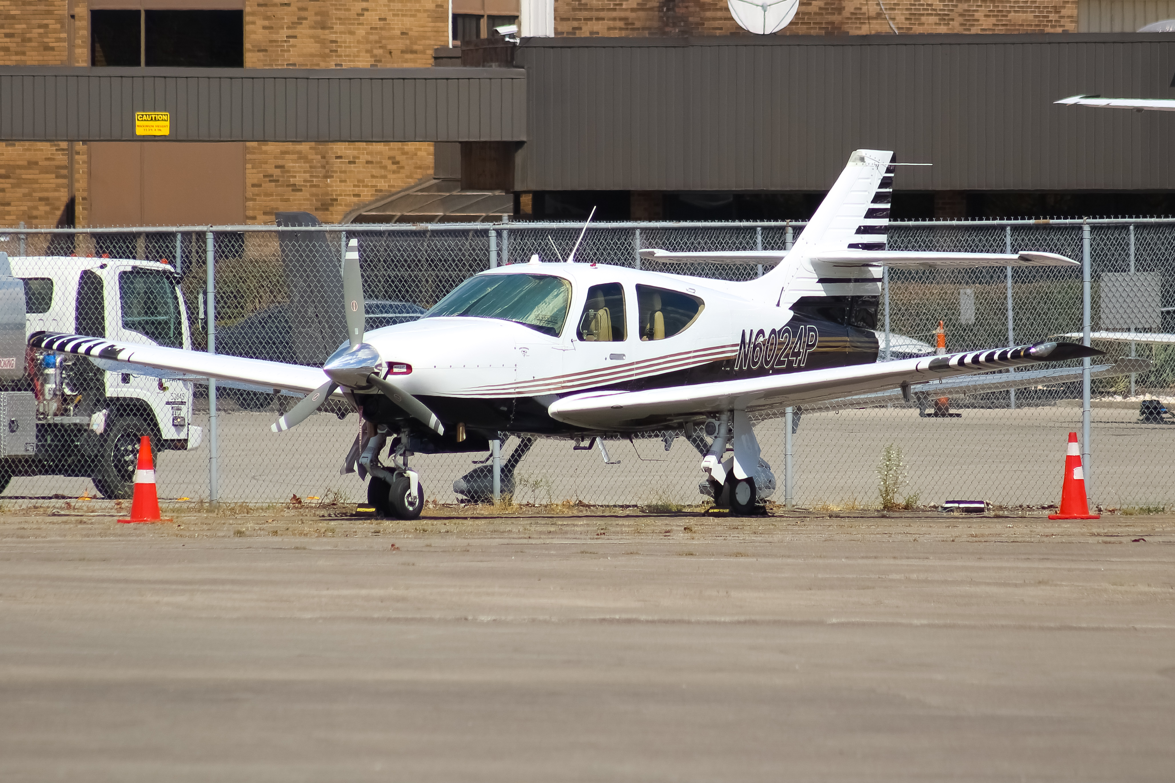 Full size: PRIVATE  Commander 114b N6024P at Cincinnati Municipal Airport/Lunken Field