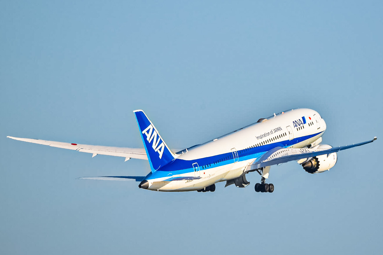 Full size: All Nippon Airways Boeing 787-9 JA818A at Tokyo-Haneda Airport
