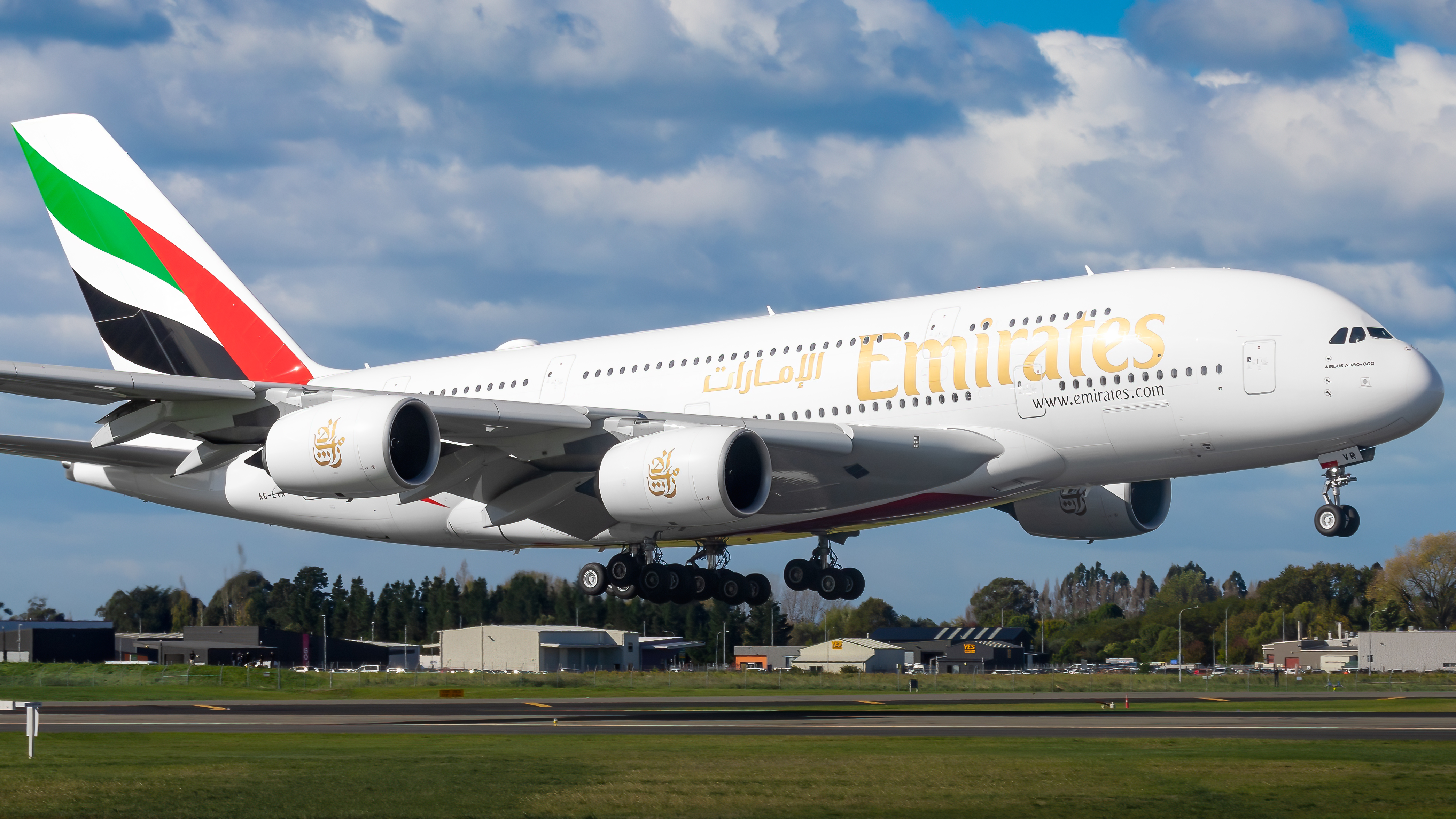 Full size: Emirates Airbus A380-800 A6-EVR at Christchurch International Airport