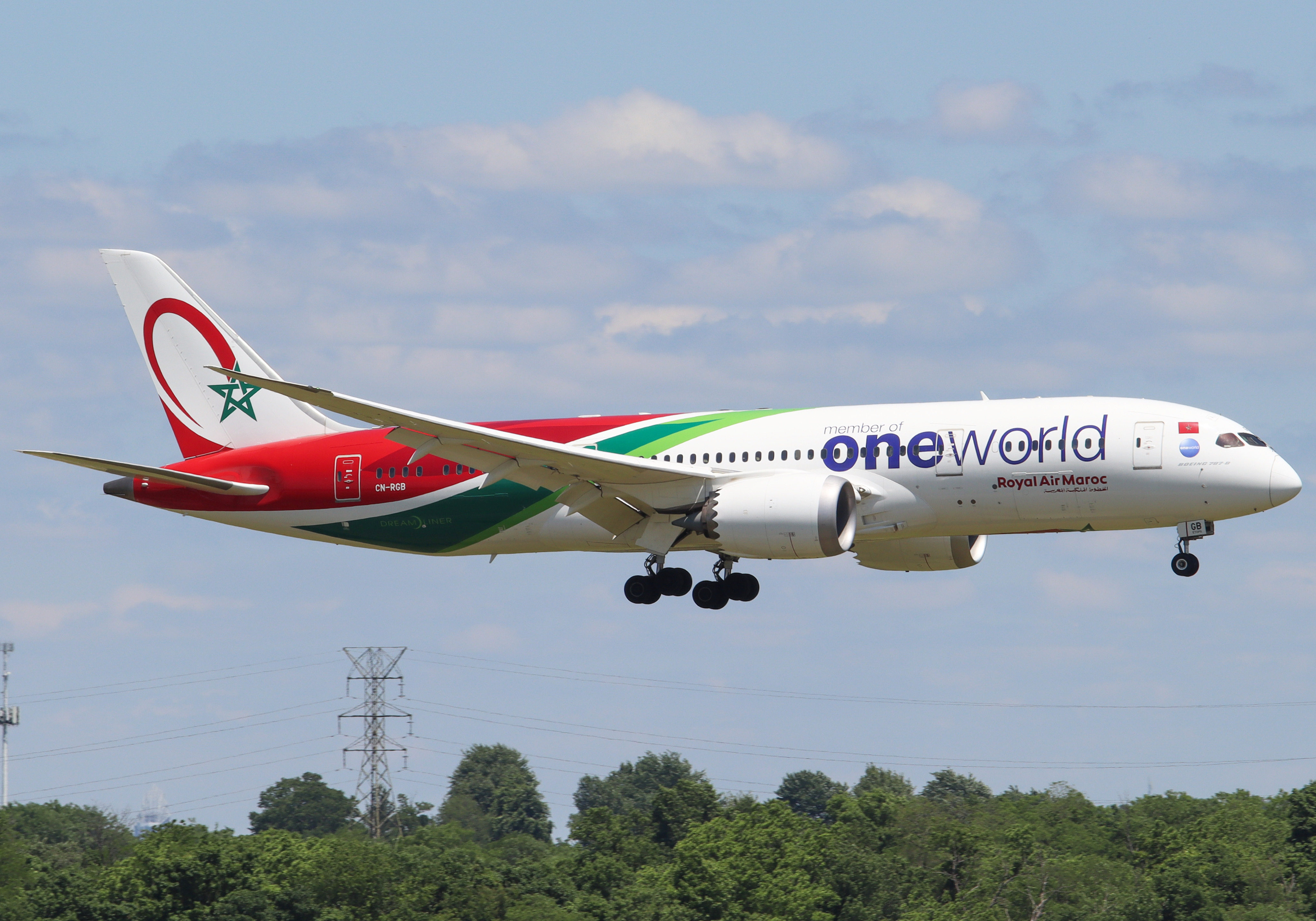 Full size: Royal Air Maroc Boeing 787-8 CN-RGB at Cincinnati/Northern Kentucky International Airport