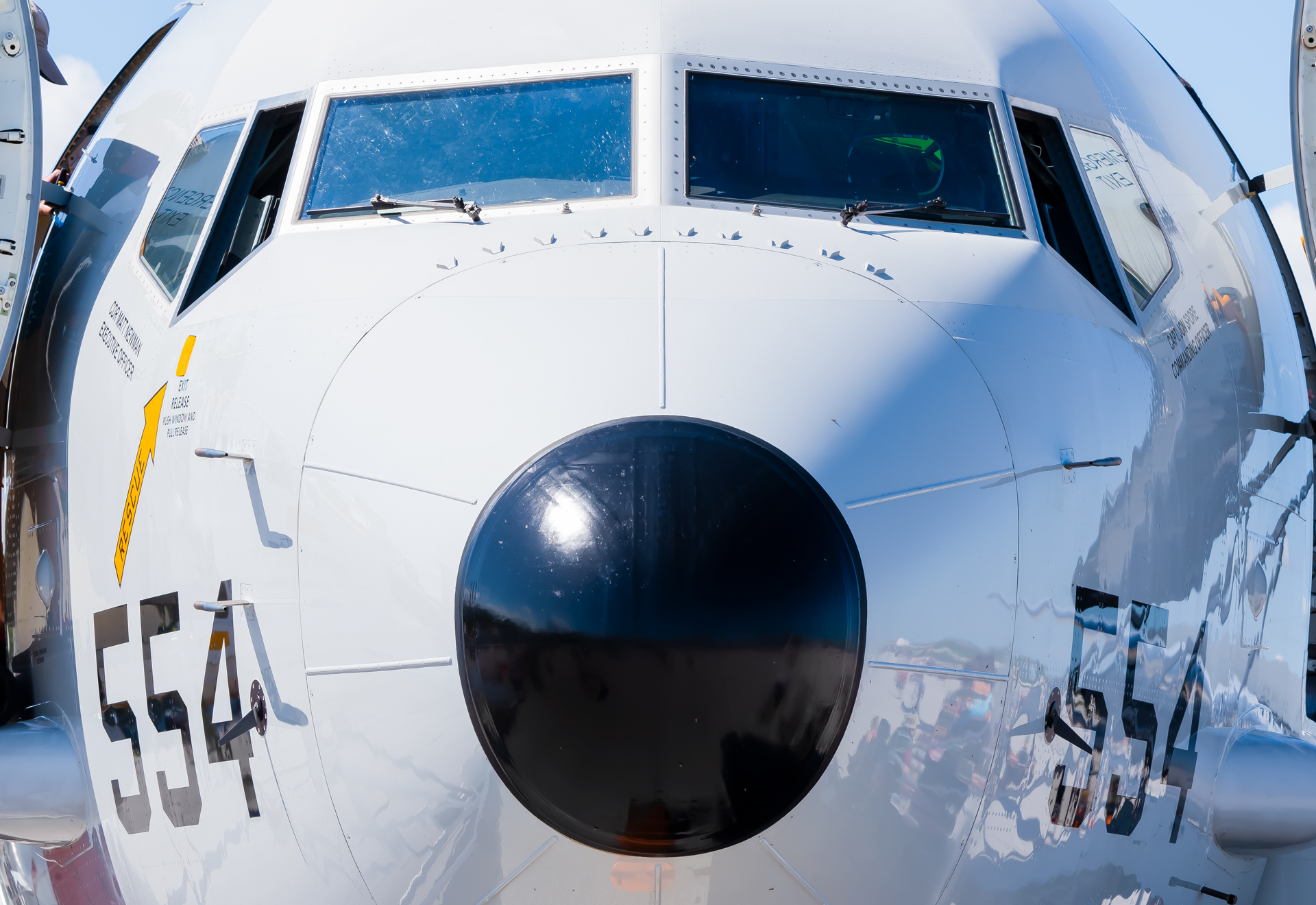 Full size: US Navy Boeing P-8A Poseidon 169554 at Cleveland Burke Lakefront Airport