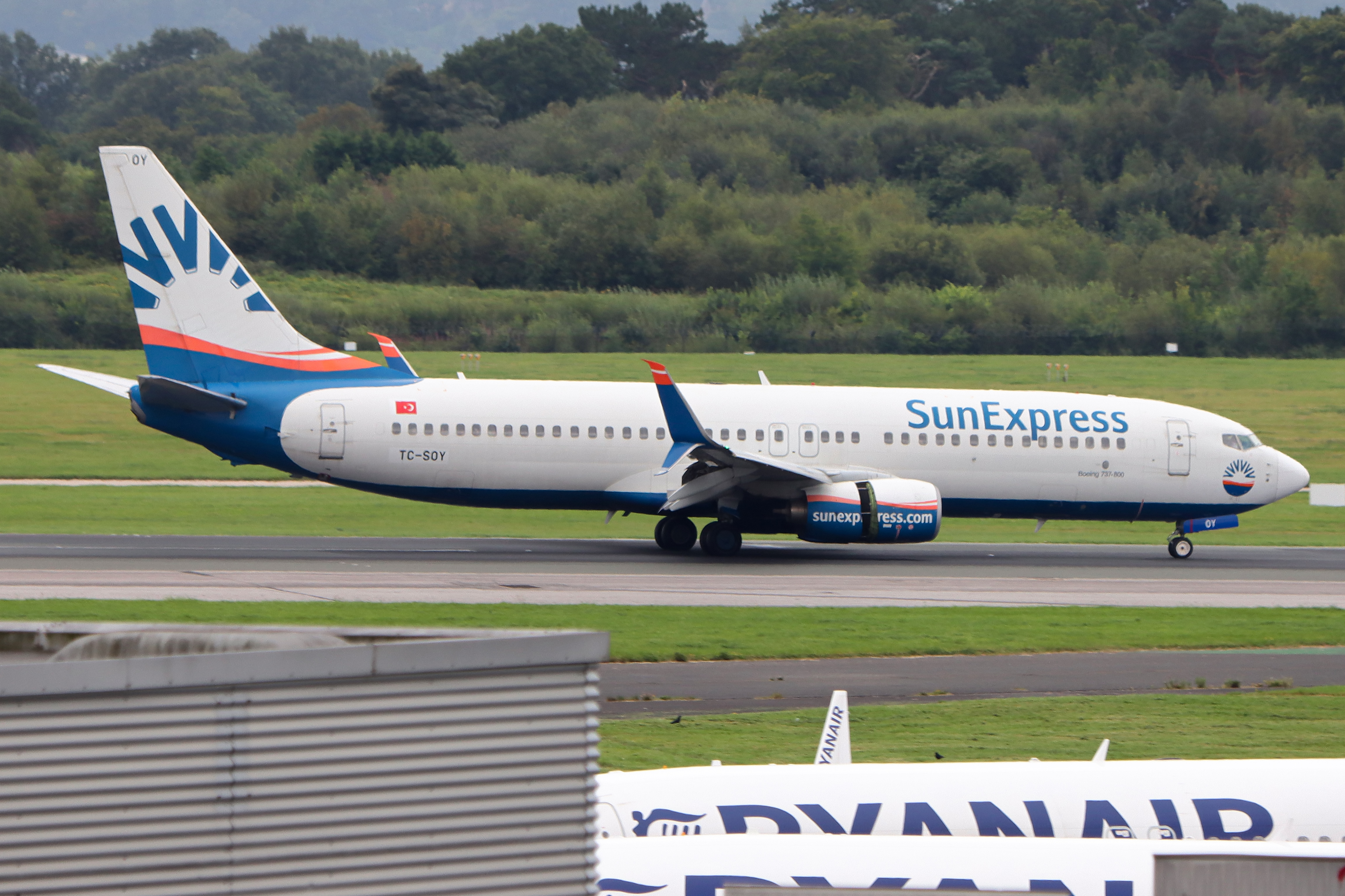 Full size: SunExpress Boeing 737-800 TC-SOY at Manchester Airport