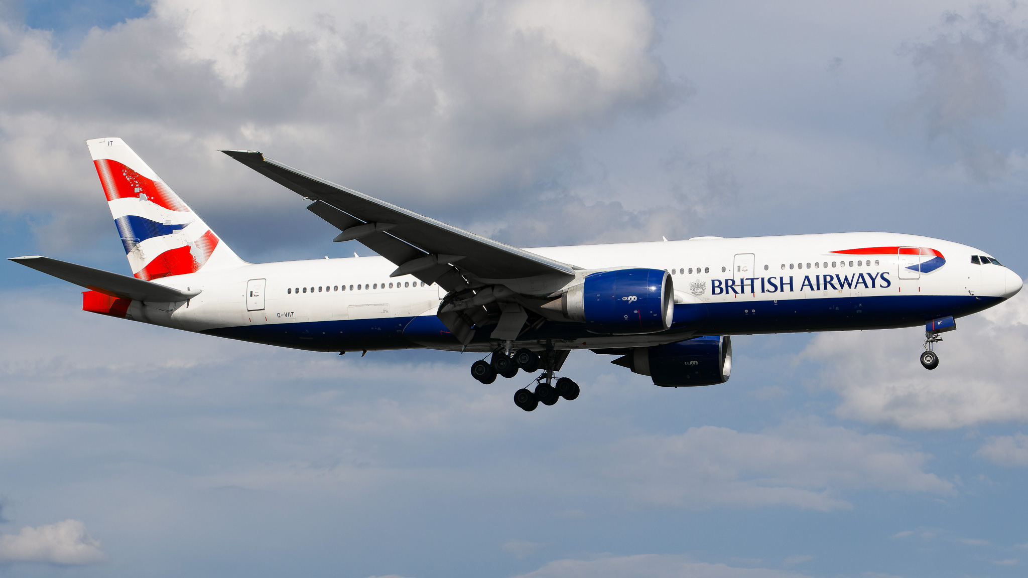Full size: British Airways Boeing 777-200ER G-VIIT at Tampa International Airport