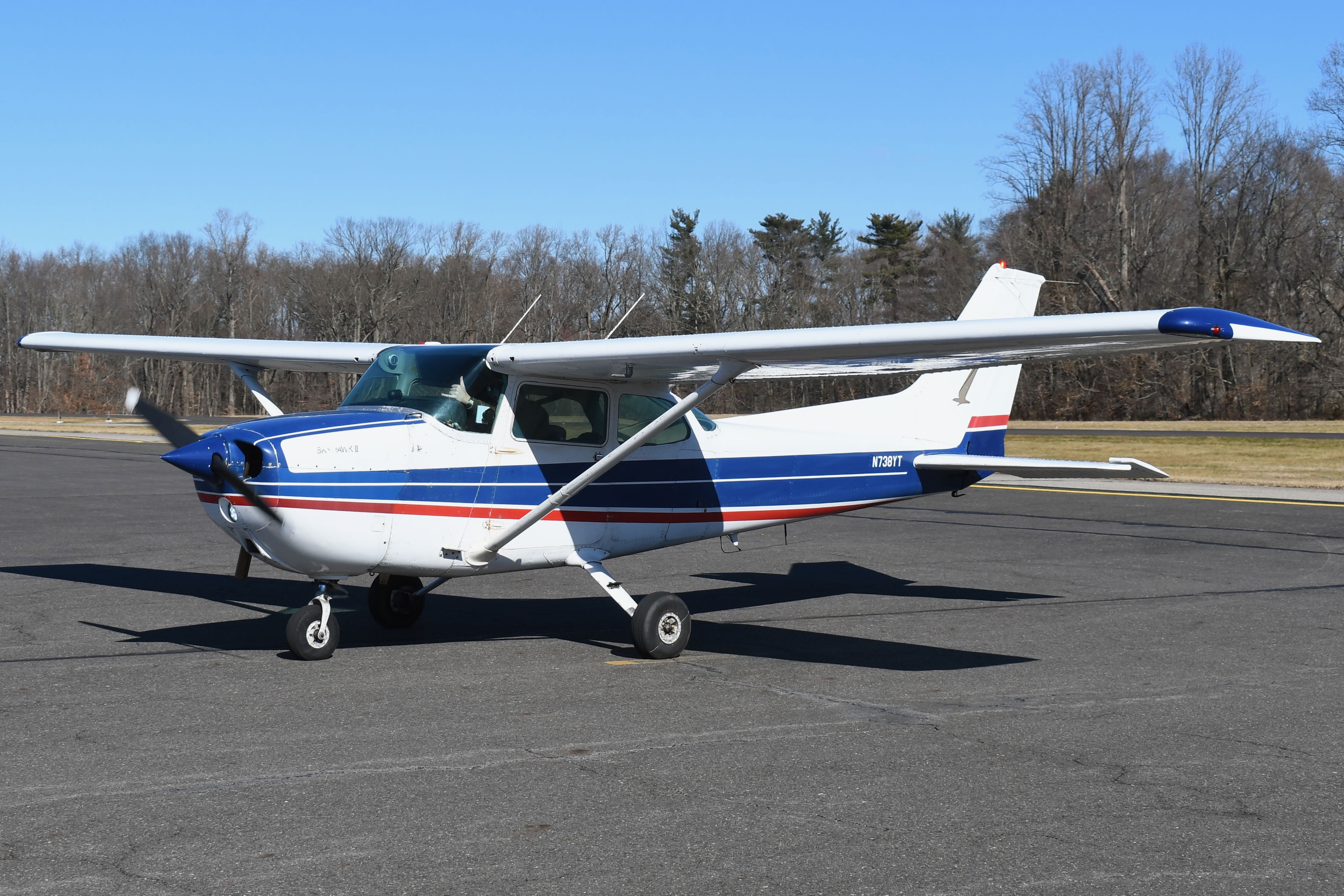 Full size: PRIVATE Cessna 172 N738YT at Flying W Airport