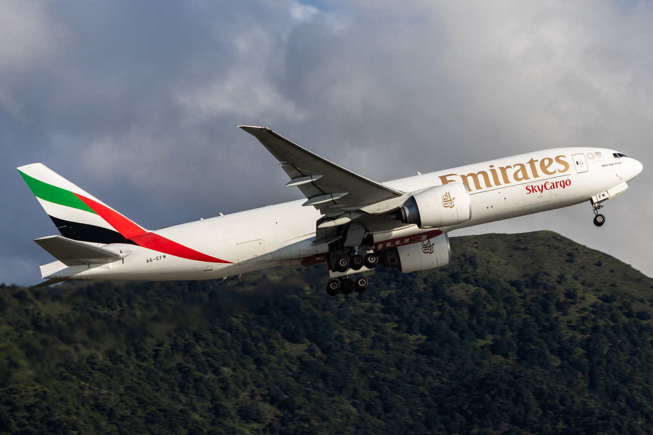 Full size: Emirates SkyCargo Boeing 777F A6-EFM at Hong Kong International Airport
