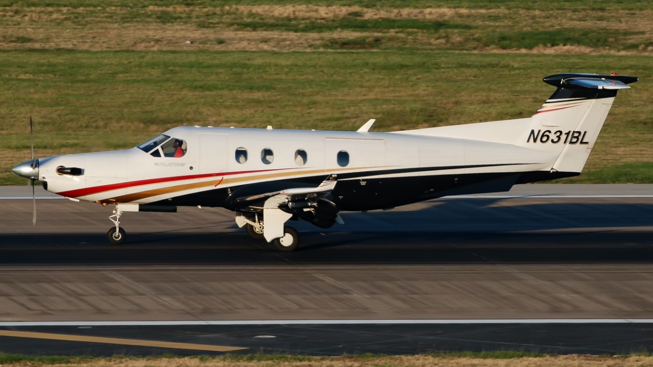 Full size: PRIVATE Pilatus PC-12 N631BL at Dallas Love Field Airport