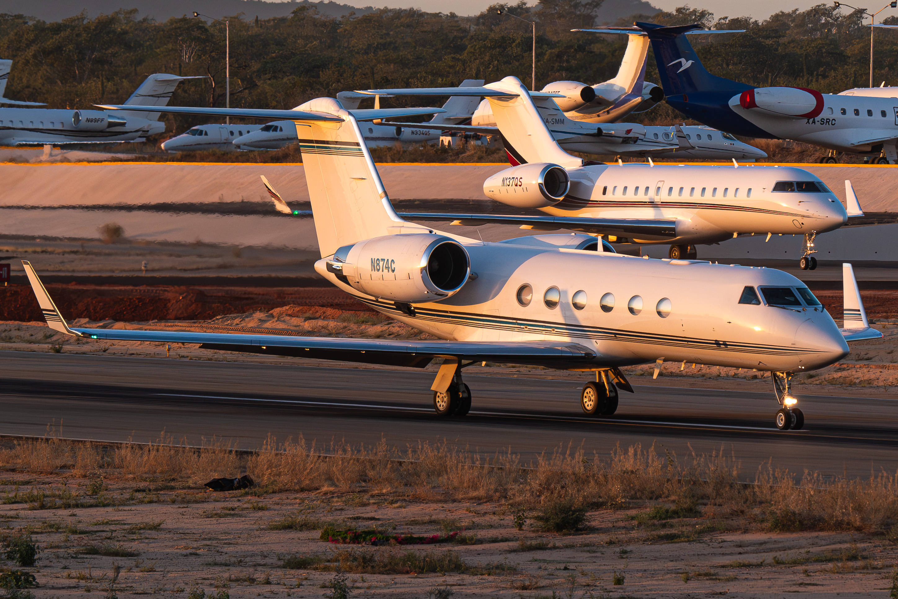 Full size: PRIVATE Gulfstream IV N874C at Aeropuerto de Cabo San Lucas Internacional