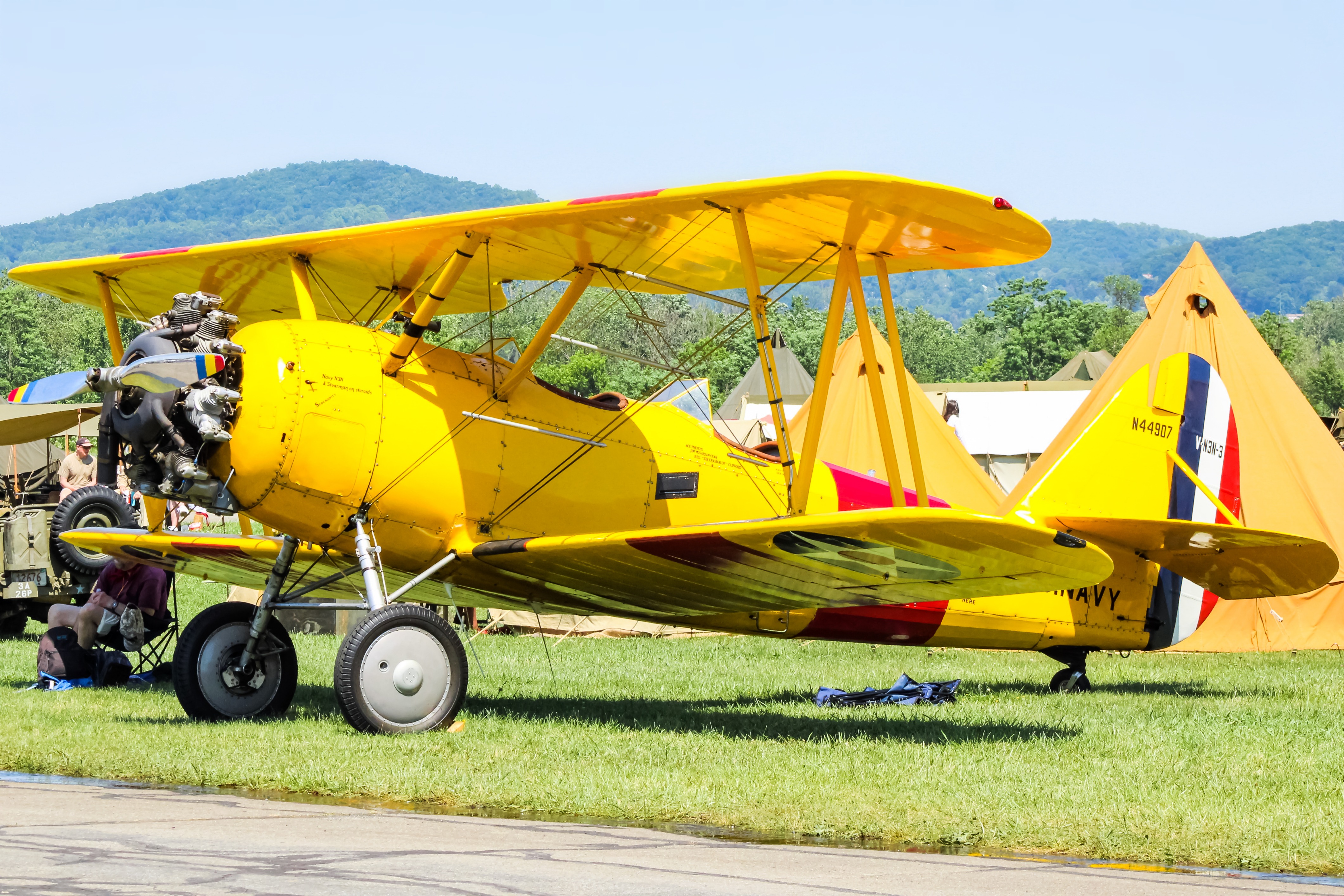 Full size: PRIVATE Boeing Stearman N44907 at Reading Regional Airport/Carl A Spaatz Field