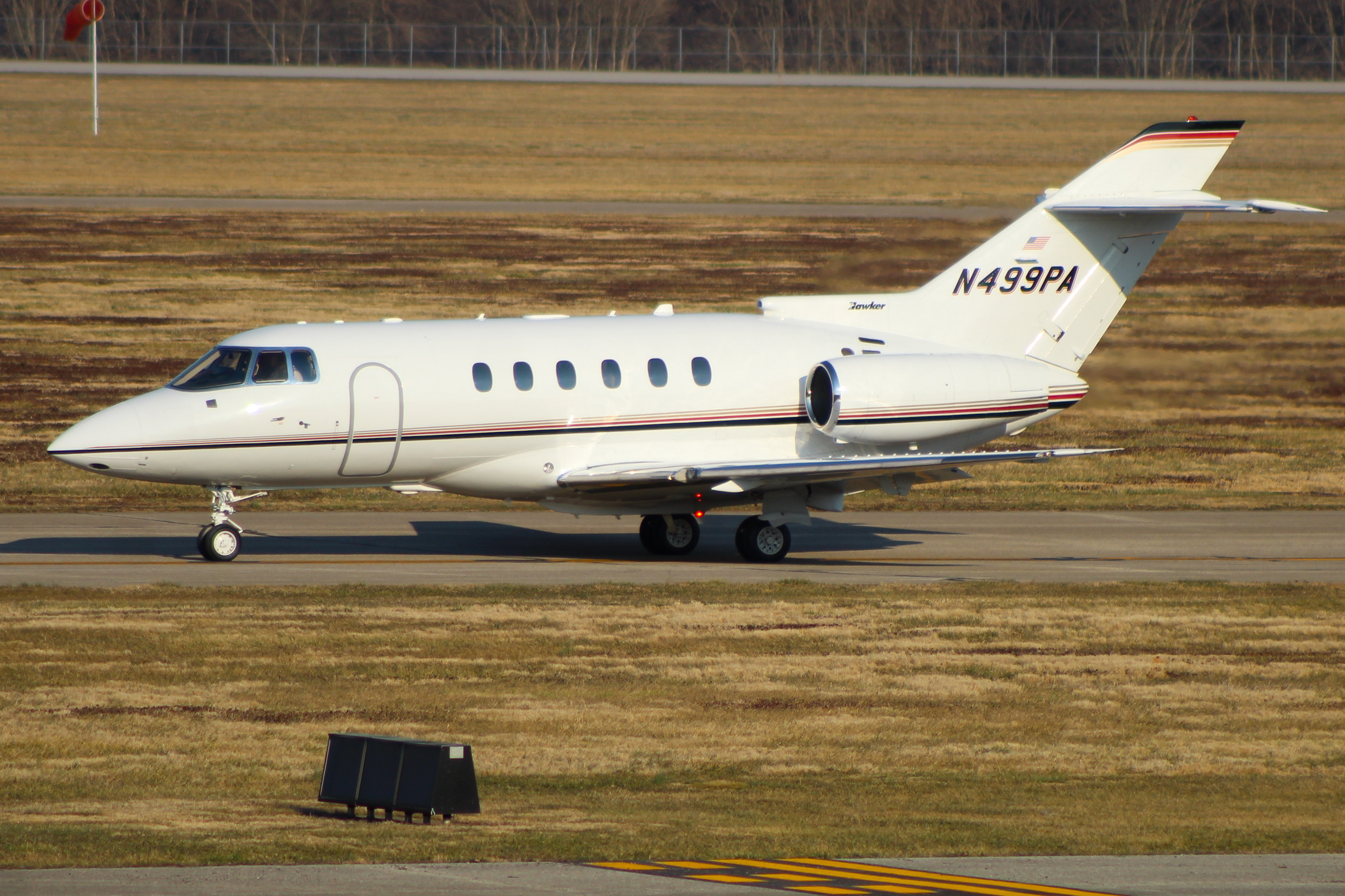 Full size: PRIVATE Beechcraft Hawker 800XP N499PA at Cincinnati Municipal Airport/Lunken Field