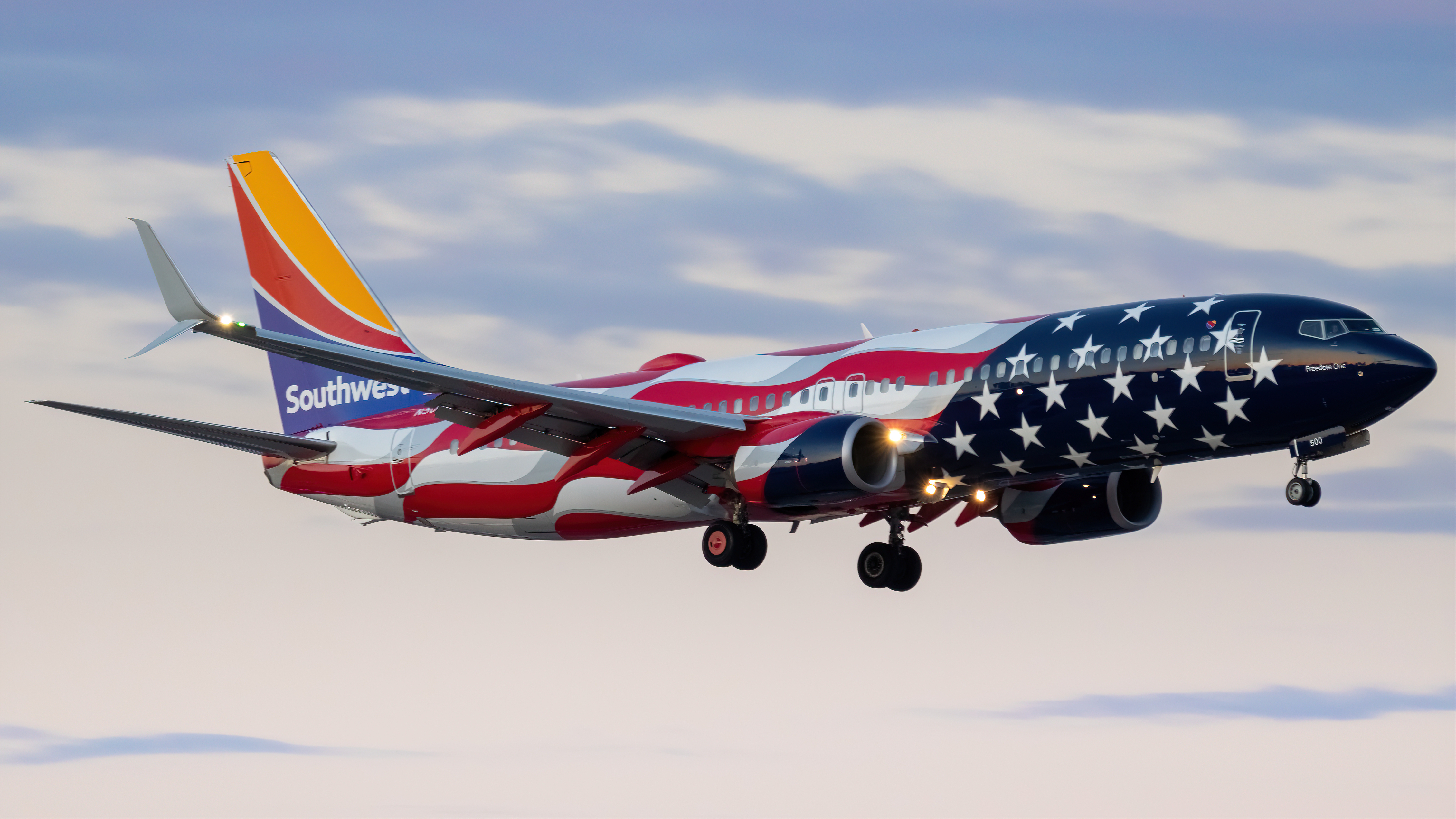 Full size: Southwest Airlines Boeing 737-800 N500WR at Harry Reid International Airport