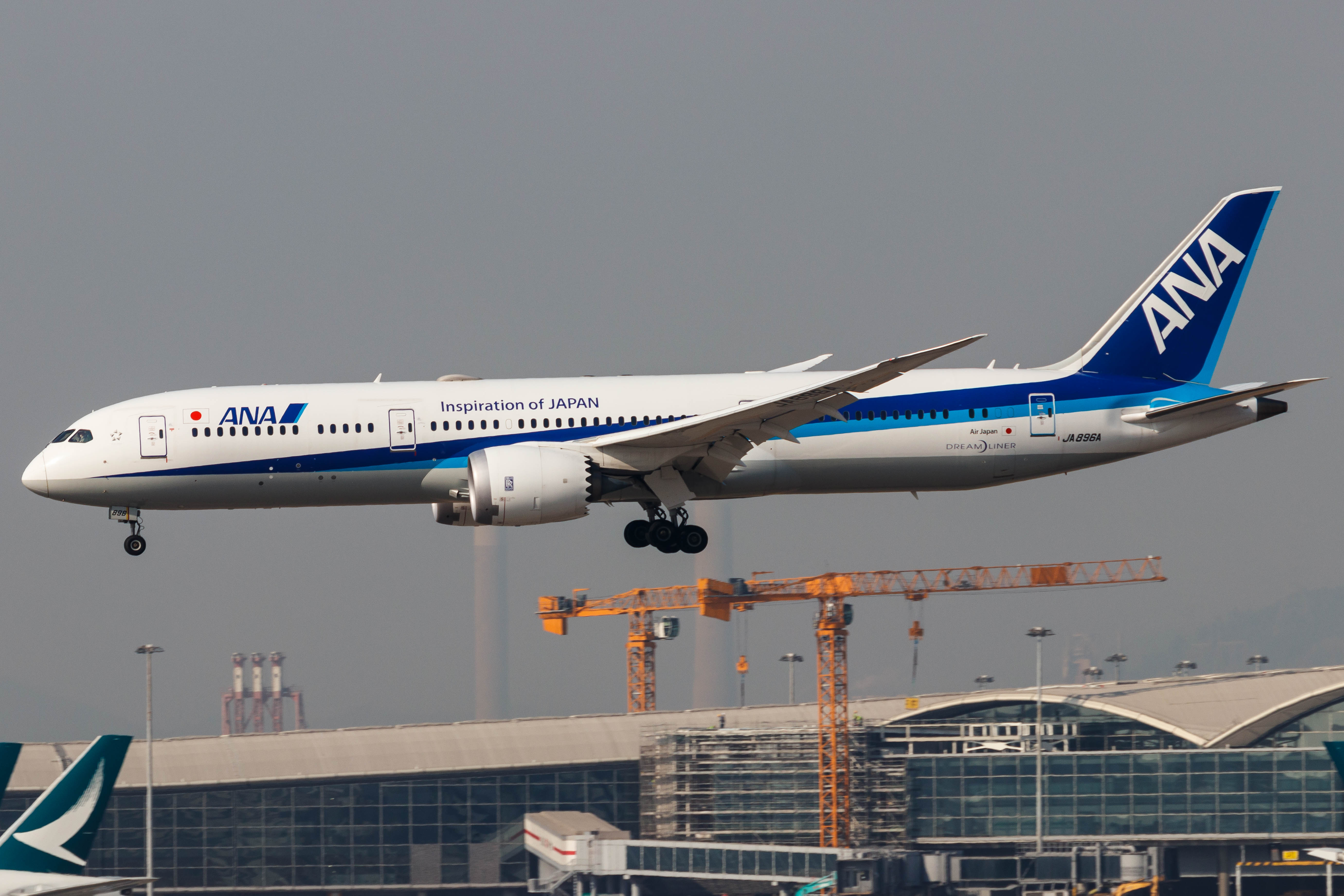 Full size: All Nippon Airways Boeing 787-9 JA896A at Hong Kong International Airport