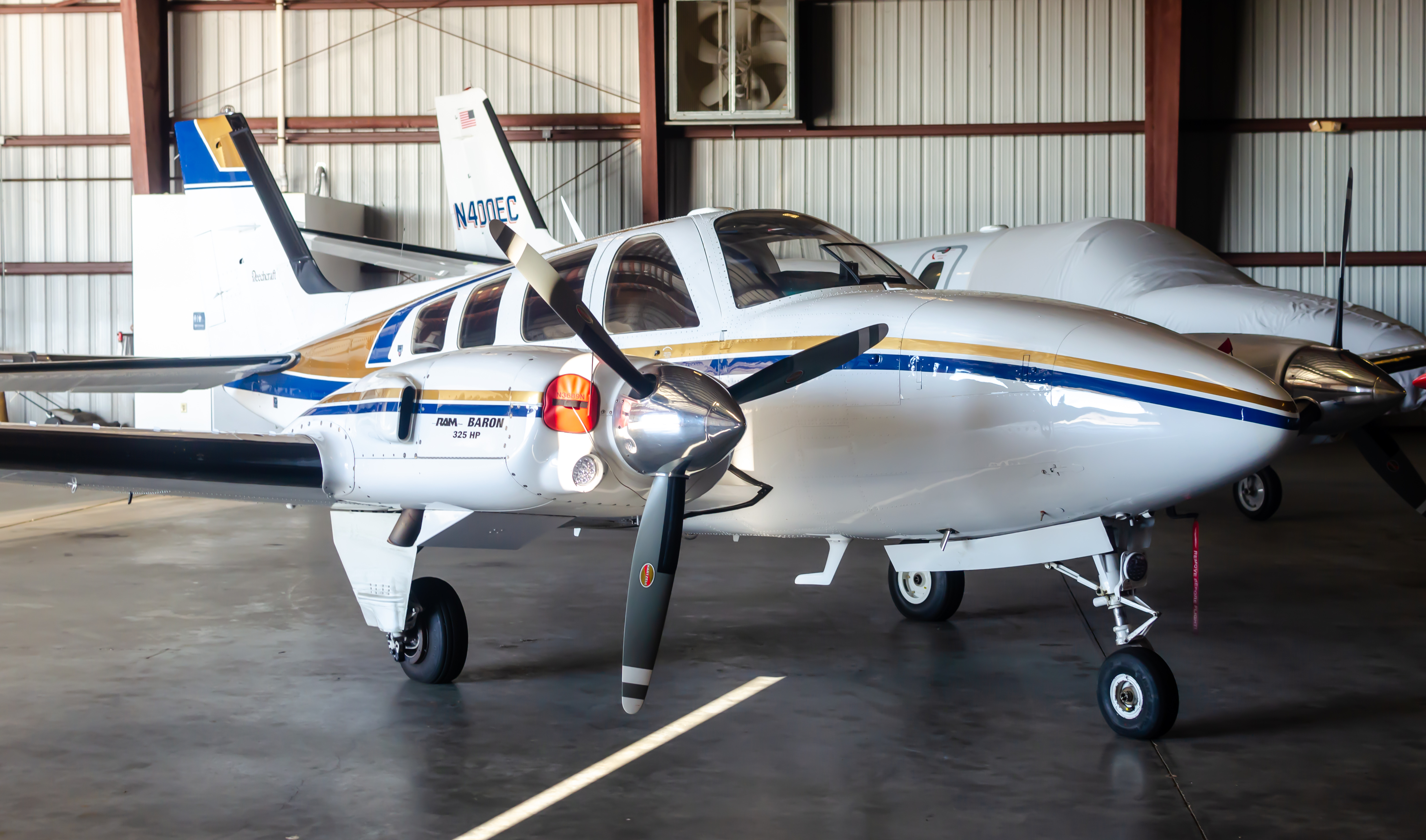 Full size: PRIVATE Beechcraft 58 Baron N3689N at Pensacola International Airport