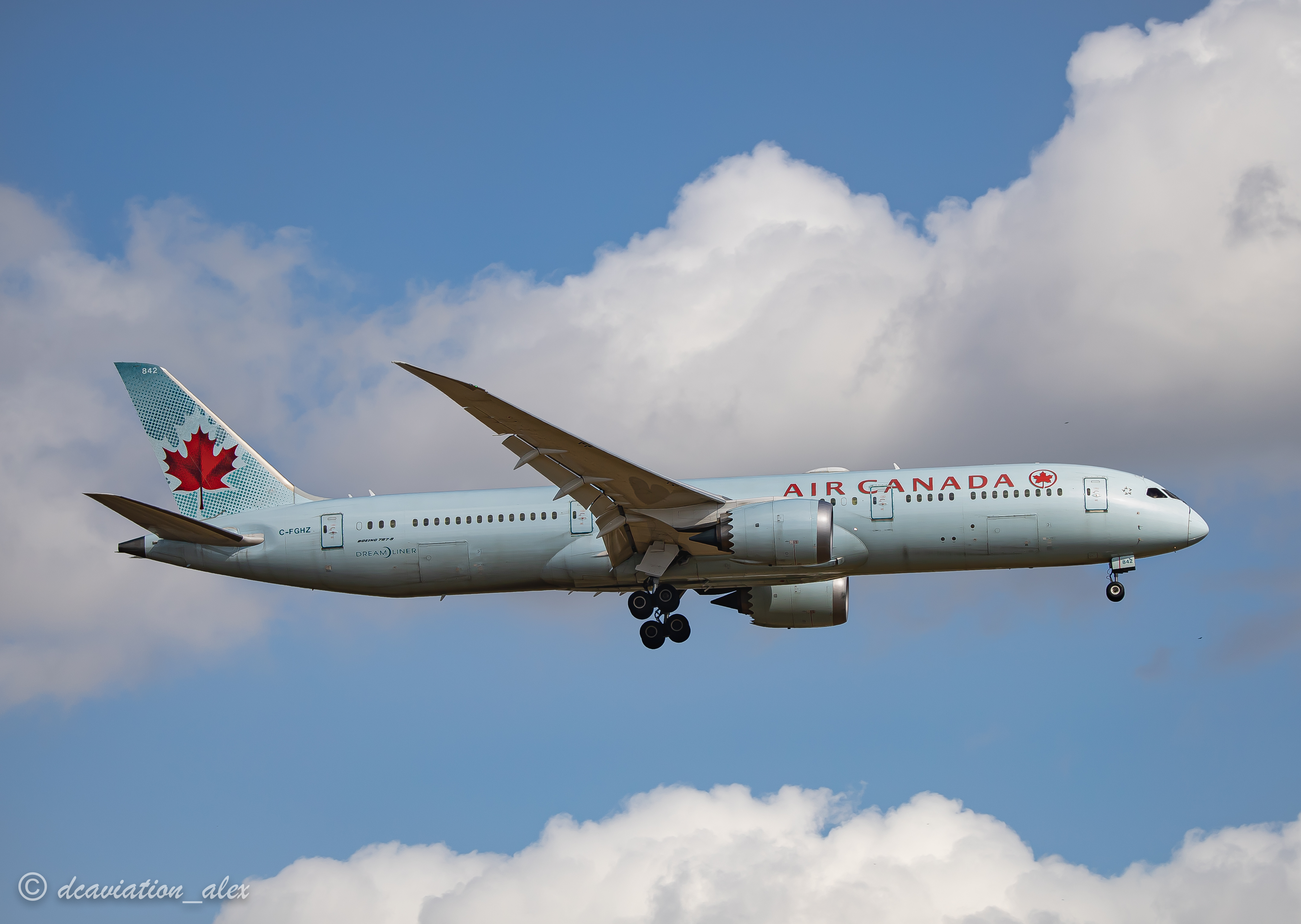 Full size: Air Canada Boeing 787-9 C-FGHZ at Orlando International Airport