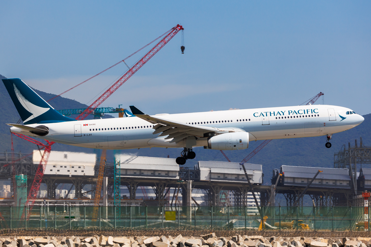 Full size: Cathay Pacific Airbus A330-300 B-LAK at Hong Kong International Airport