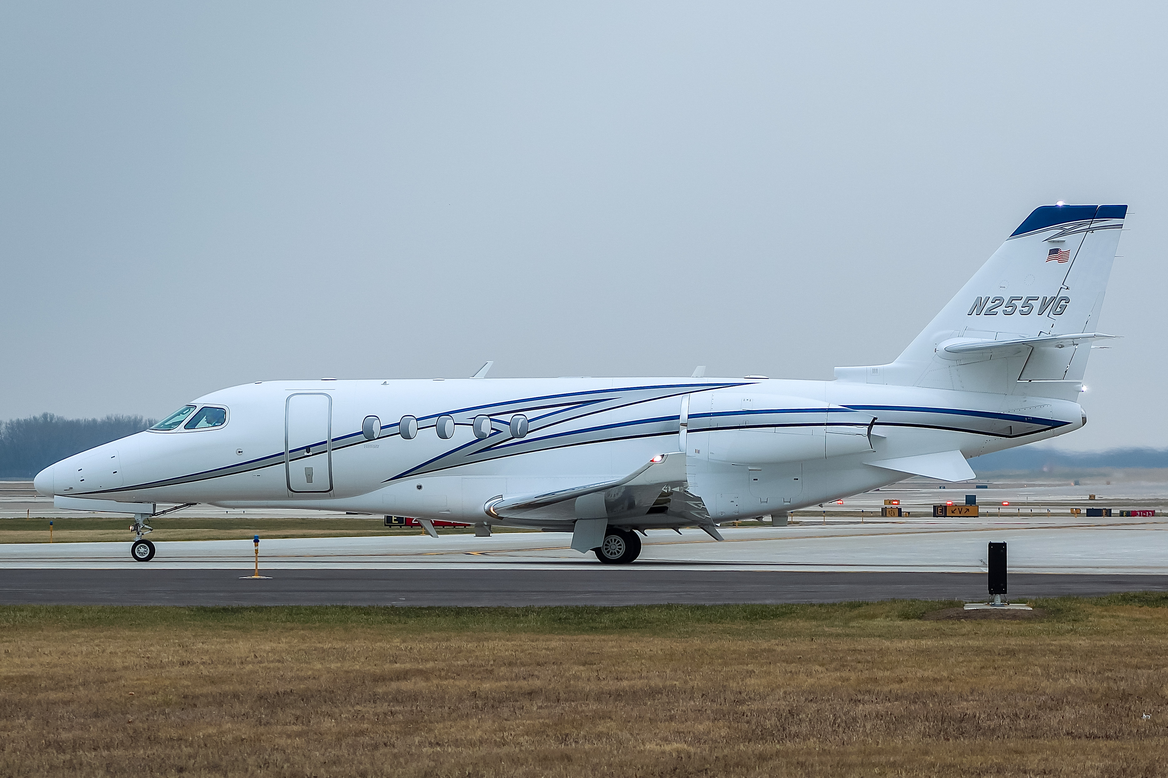 Full size: PRIVATE Cessna 680 Citation Latitude N255VG at General Mitchell International Airport
