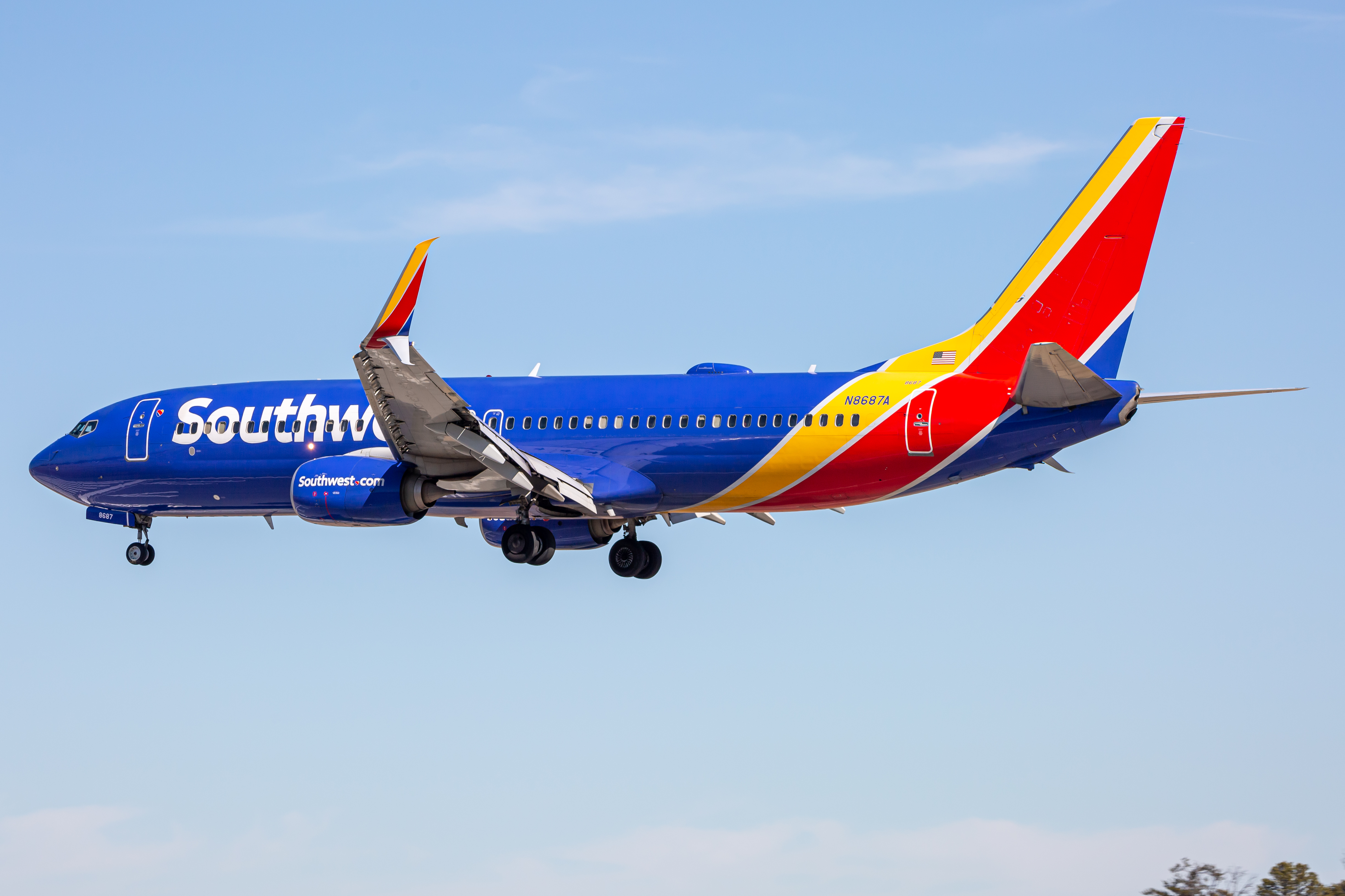 Full size: Southwest Airlines Boeing 737-800 N8687A at Baltimore/Washington International Thurgood Marshall Airport