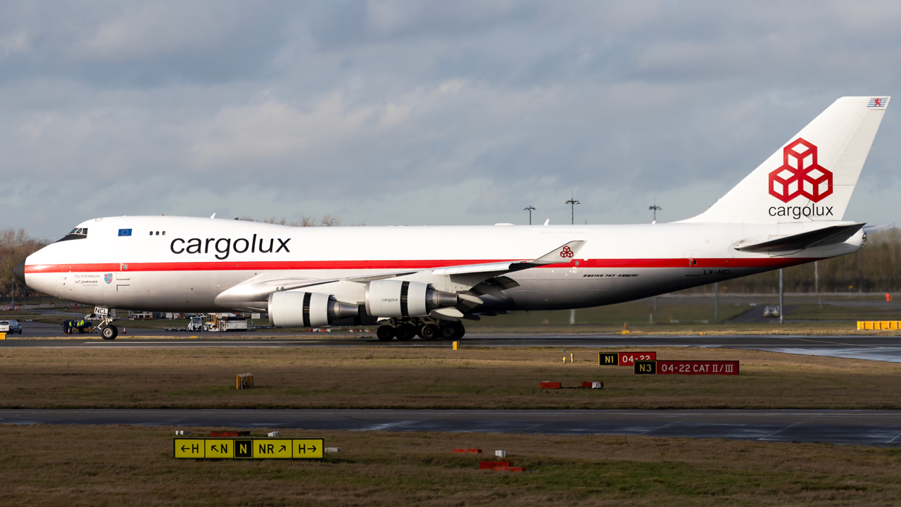 Full size: CargoLux Boeing 747-400F LX-NCL at London Stansted Airport