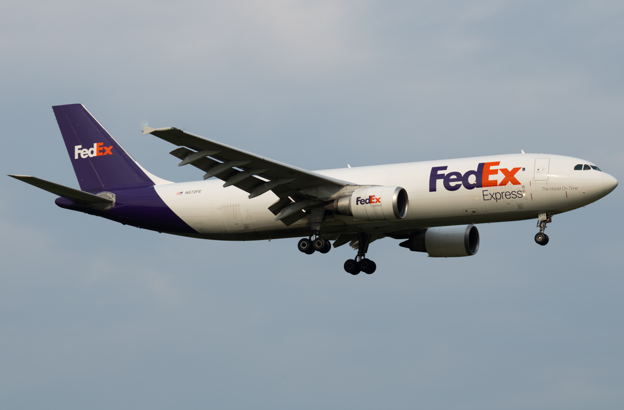 Full size: FedEx Airbus A300F-600 N672FE at Hector International Airport
